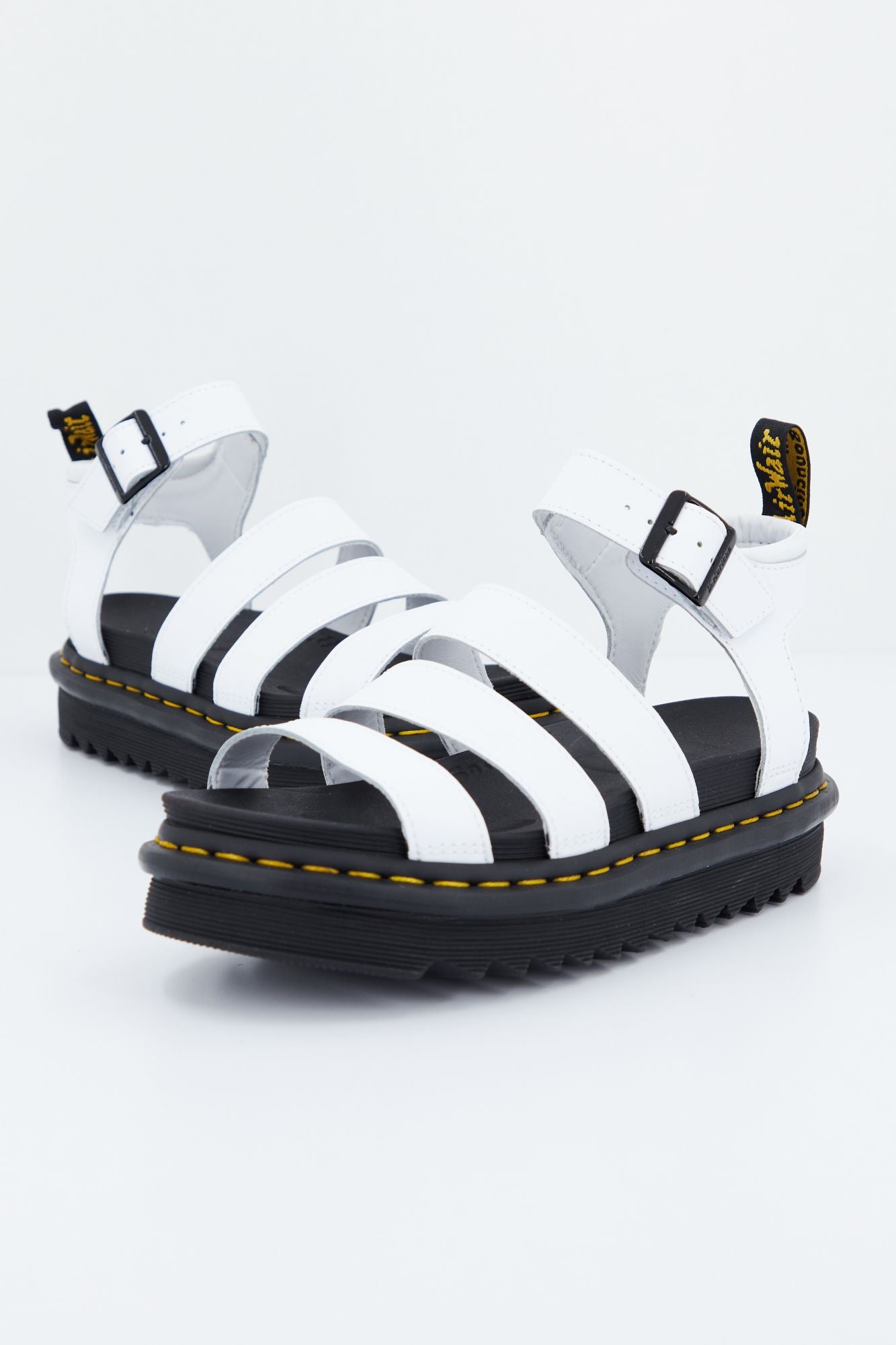 DR. MARTENS BLAIRE HYDRO WHIT en color BLANCO (1)