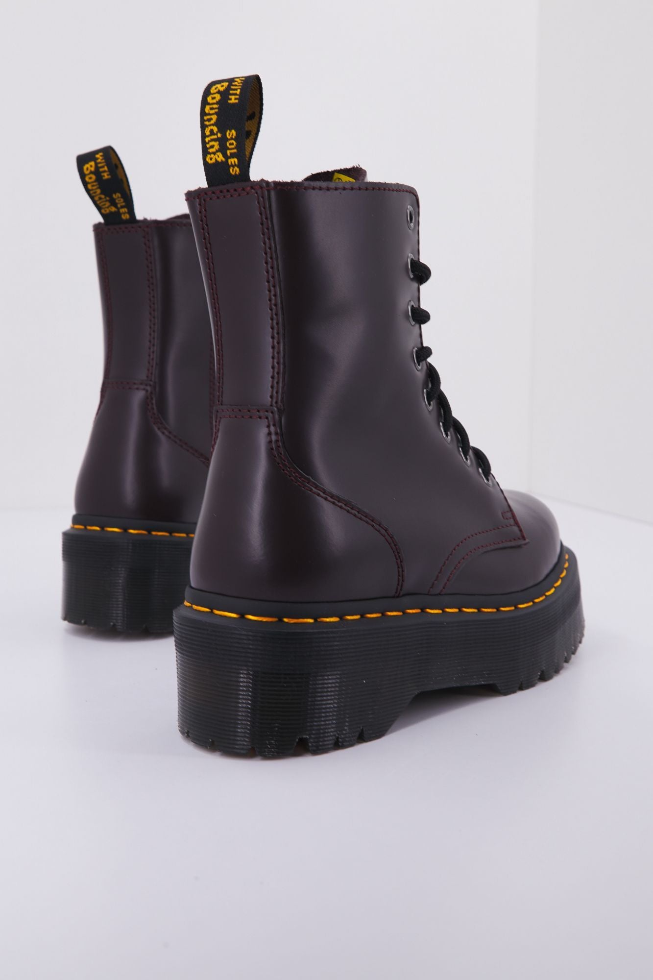 DR. MARTENS JADON BURGUNDY SMOOTH en color BURDEOS (3)