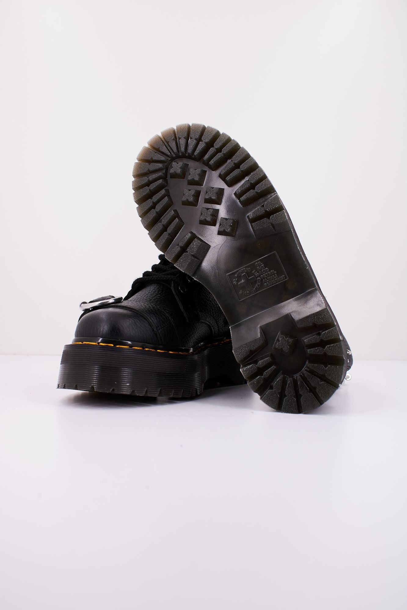DR. MARTENS JADON HDW en color NEGRO (4)
