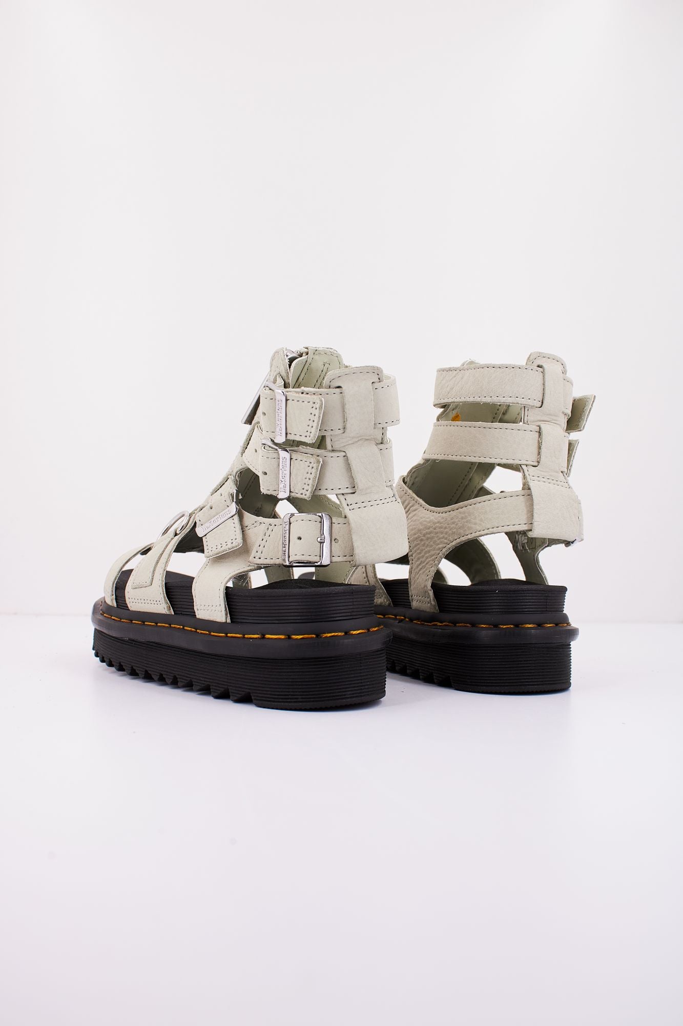 DR. MARTENS OLSON en color VERDE (3)