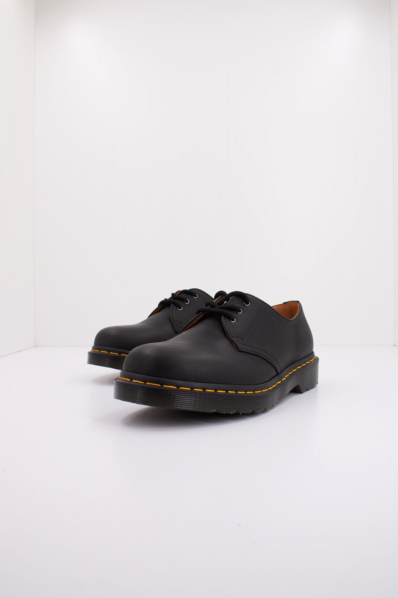 DR. MARTENS 1461 SMOOTH LEATHER OXFORD en color NEGRO (2)