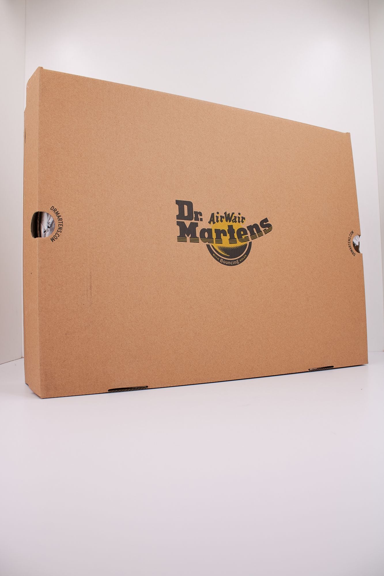 DR. MARTENS AMAAYAH HI en color MARRON (6)