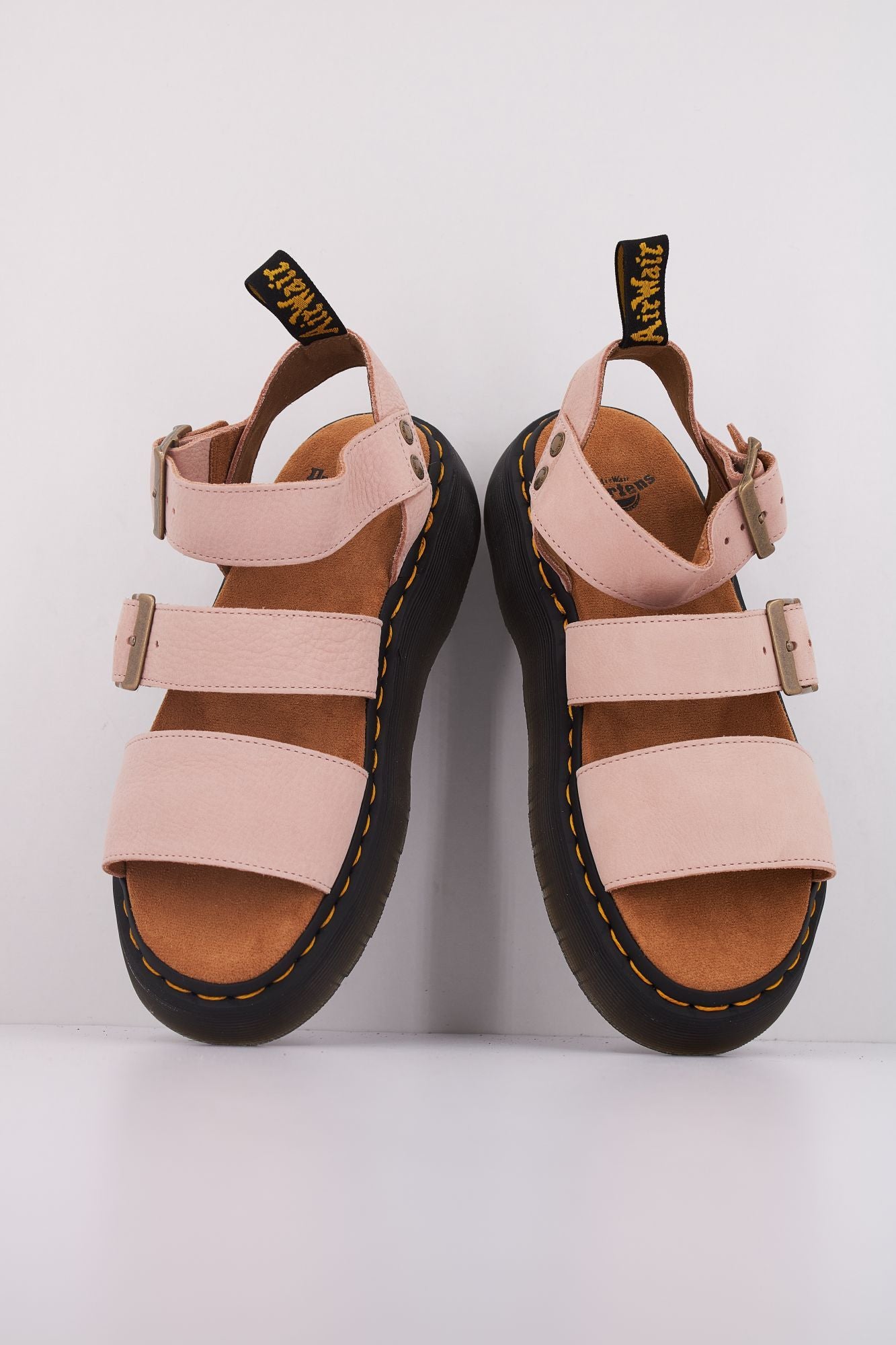 DR. MARTENS GRYPHON QUAD en color ROSA (3)