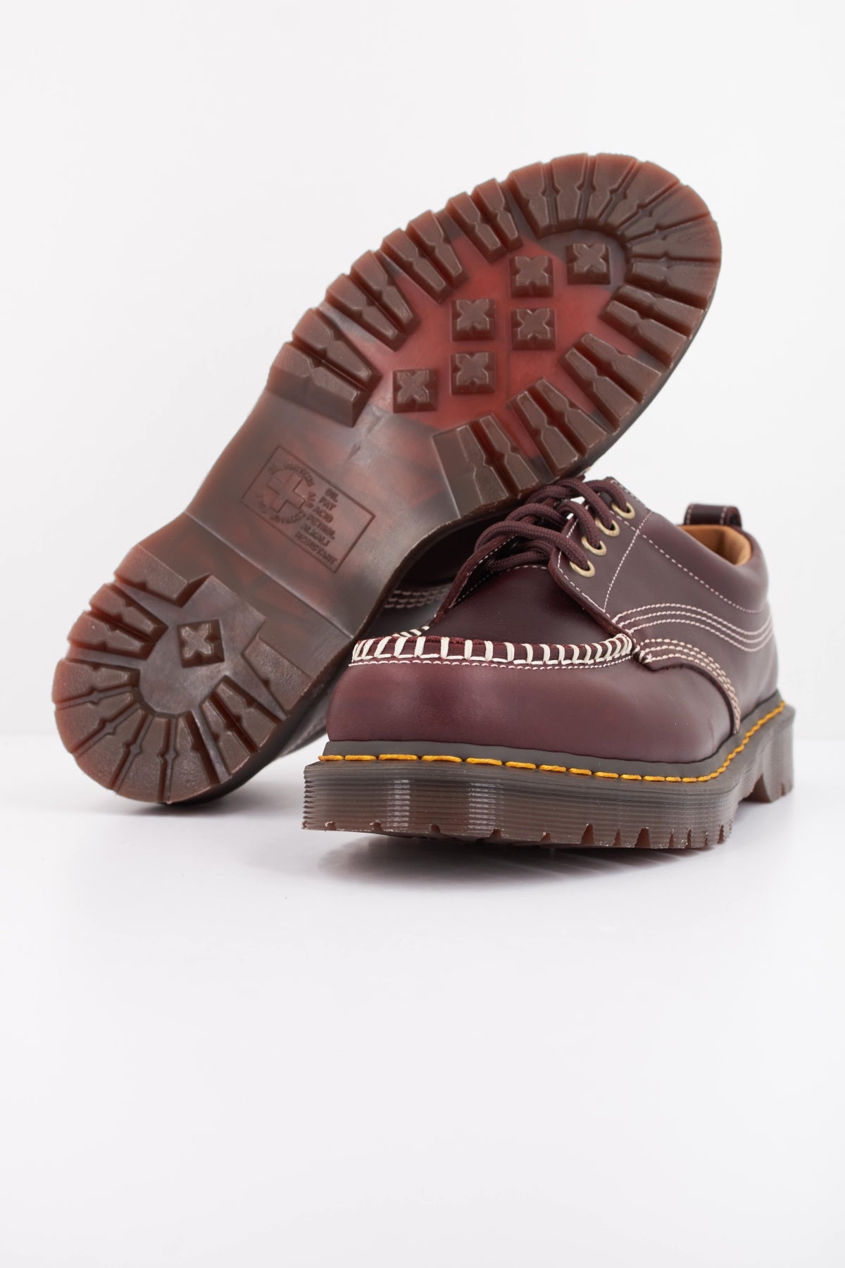 DR. MARTENS LOWELL en color BURDEOS (5)