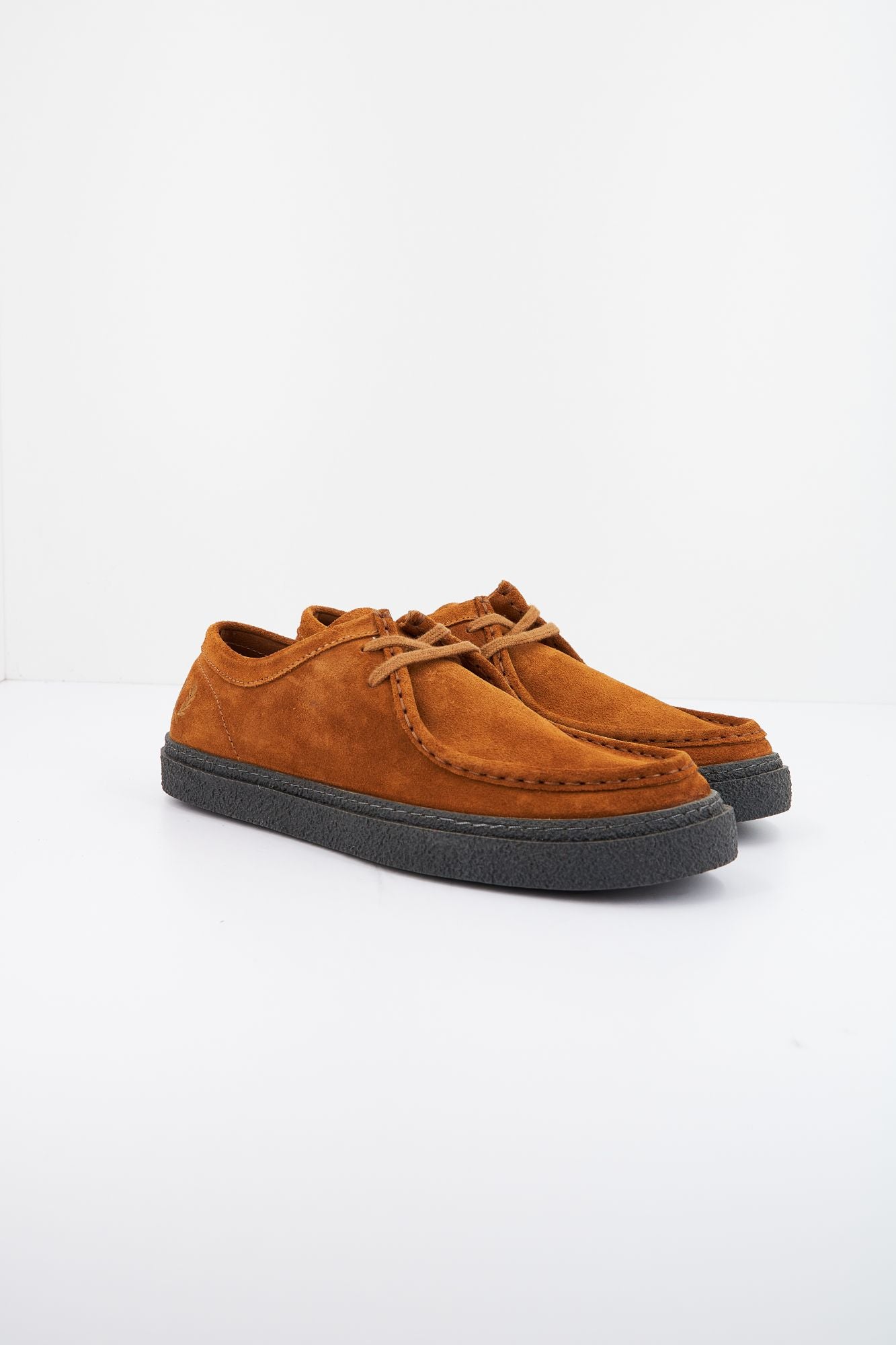 FRED PERRY DAWSON LOW SUEDE en color MARRON (2)
