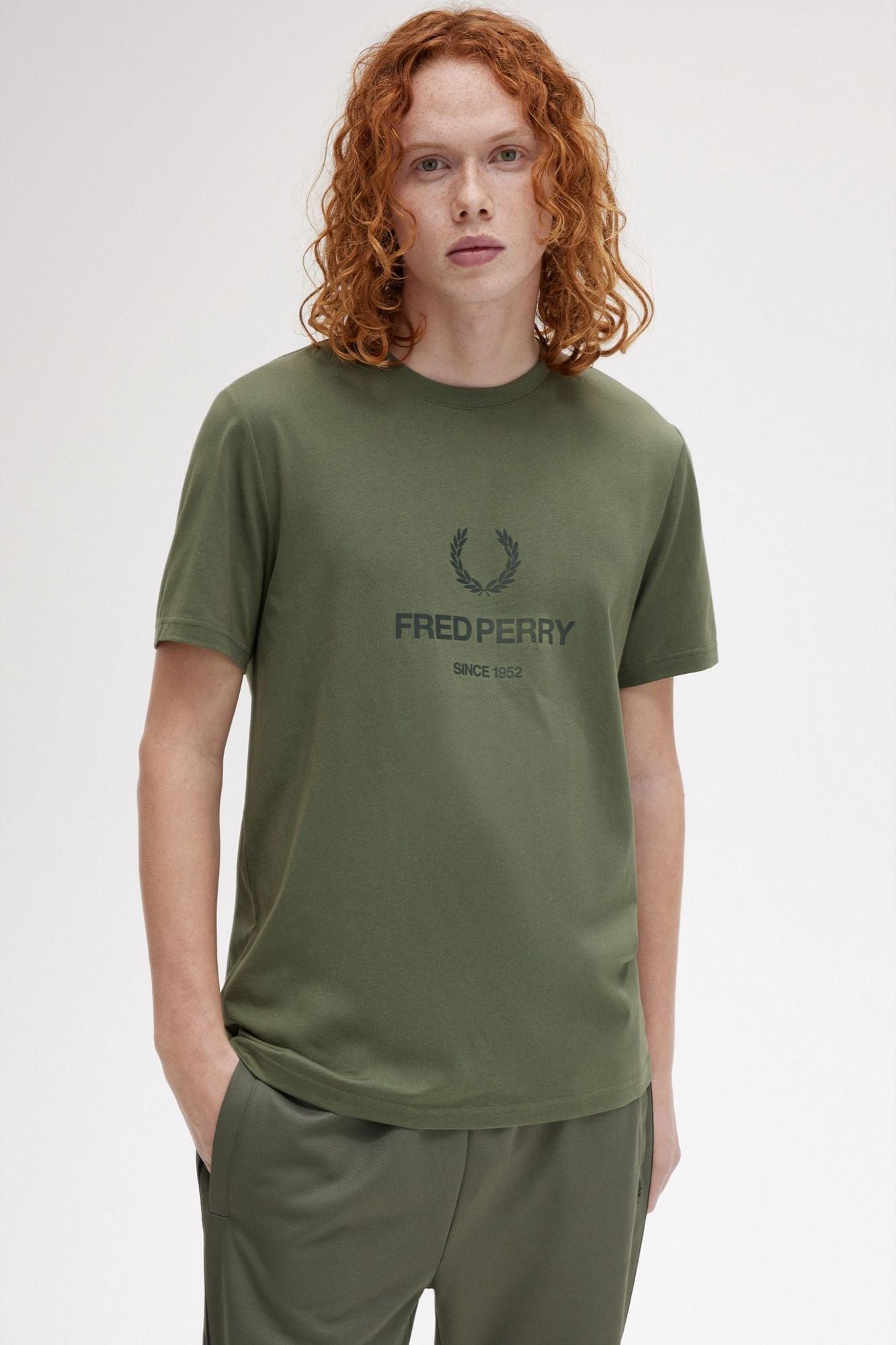 FRED PERRY GRAPHIC T-SHIRT en color VERDE (4)