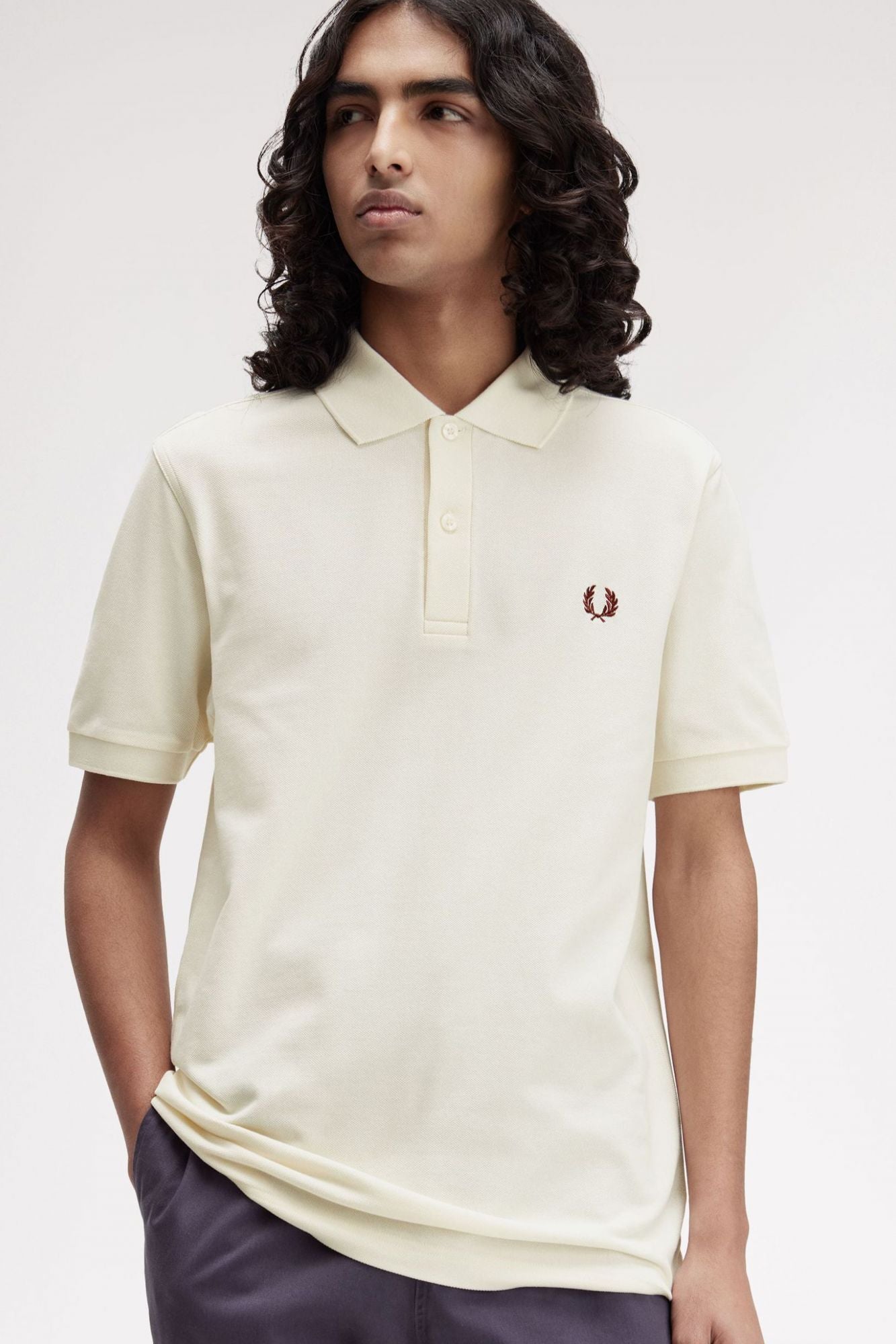 FRED PERRY PLAIN FRED PERRY SHIRT en color BEIS (4)