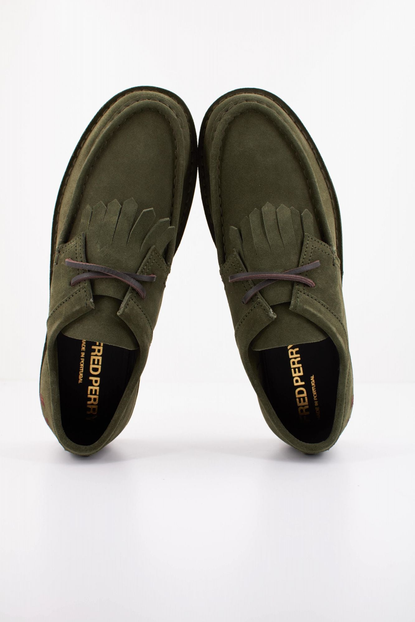 FRED PERRY KENNEY LOW SUEDE en color VERDE (3)