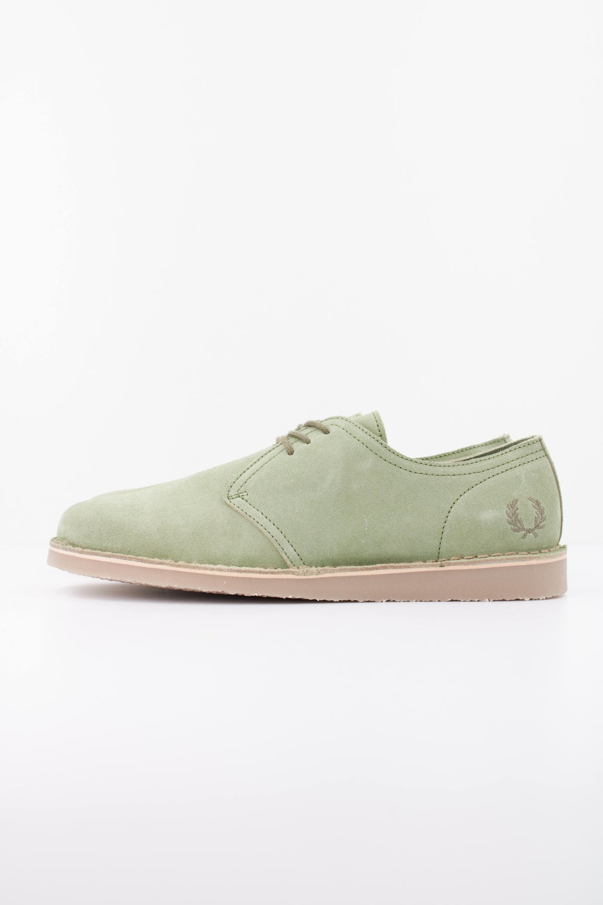 FRED PERRY ZAPATO LINDEN SUEDE en color VERDE (1)
