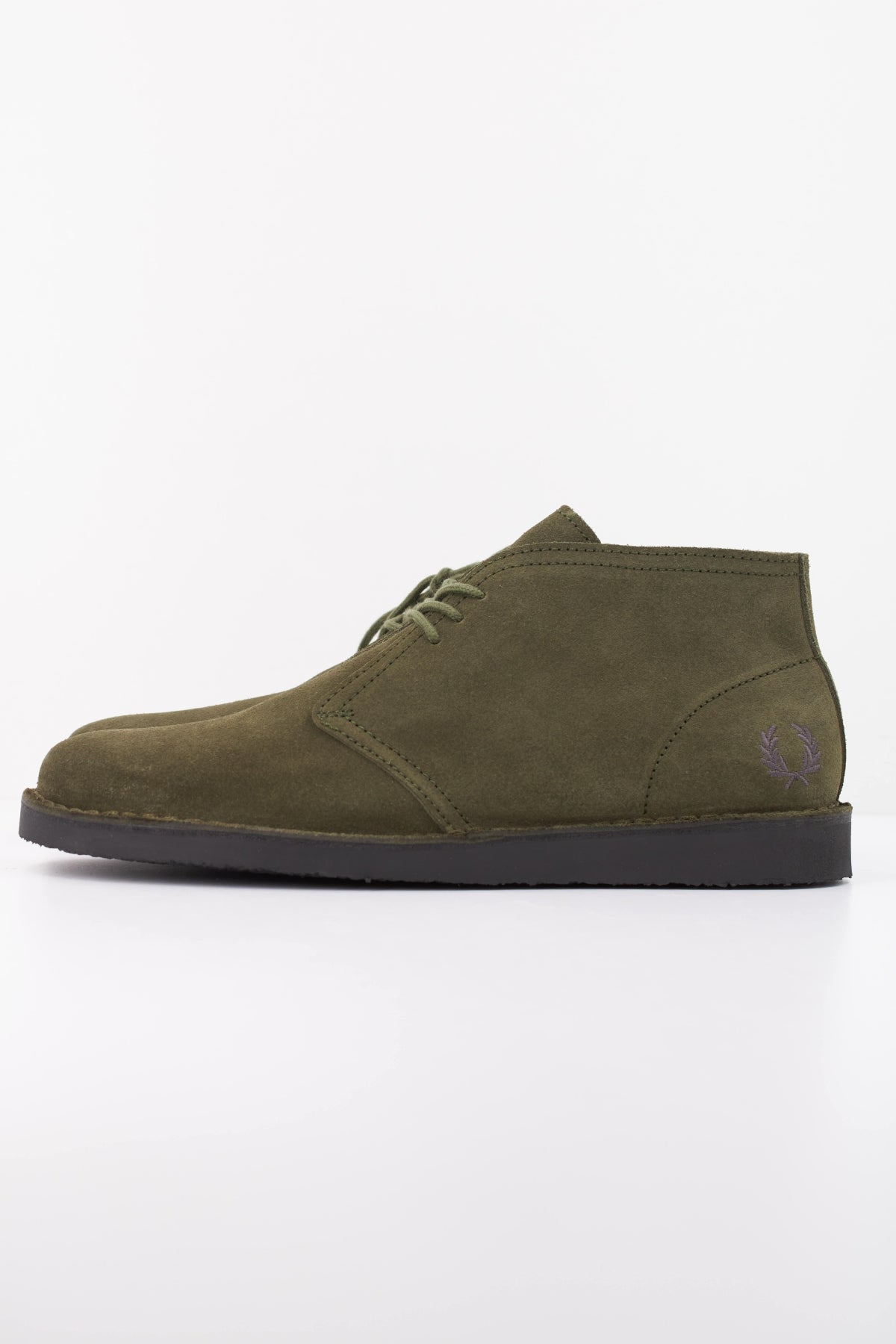 FRED PERRY HAWLEY SUEDE en color VERDE (1)