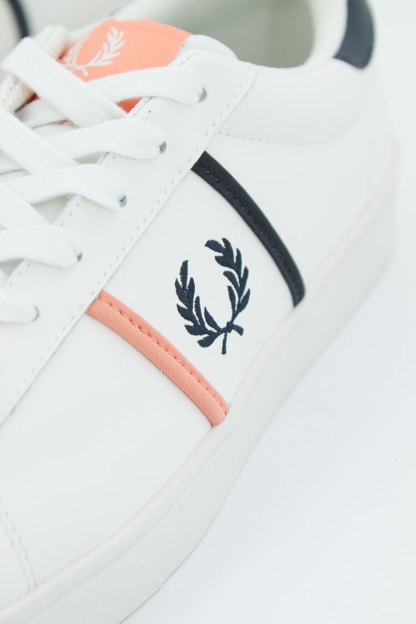 FRED PERRY SPENCER LEATHER/TIP en color BLANCO (3)