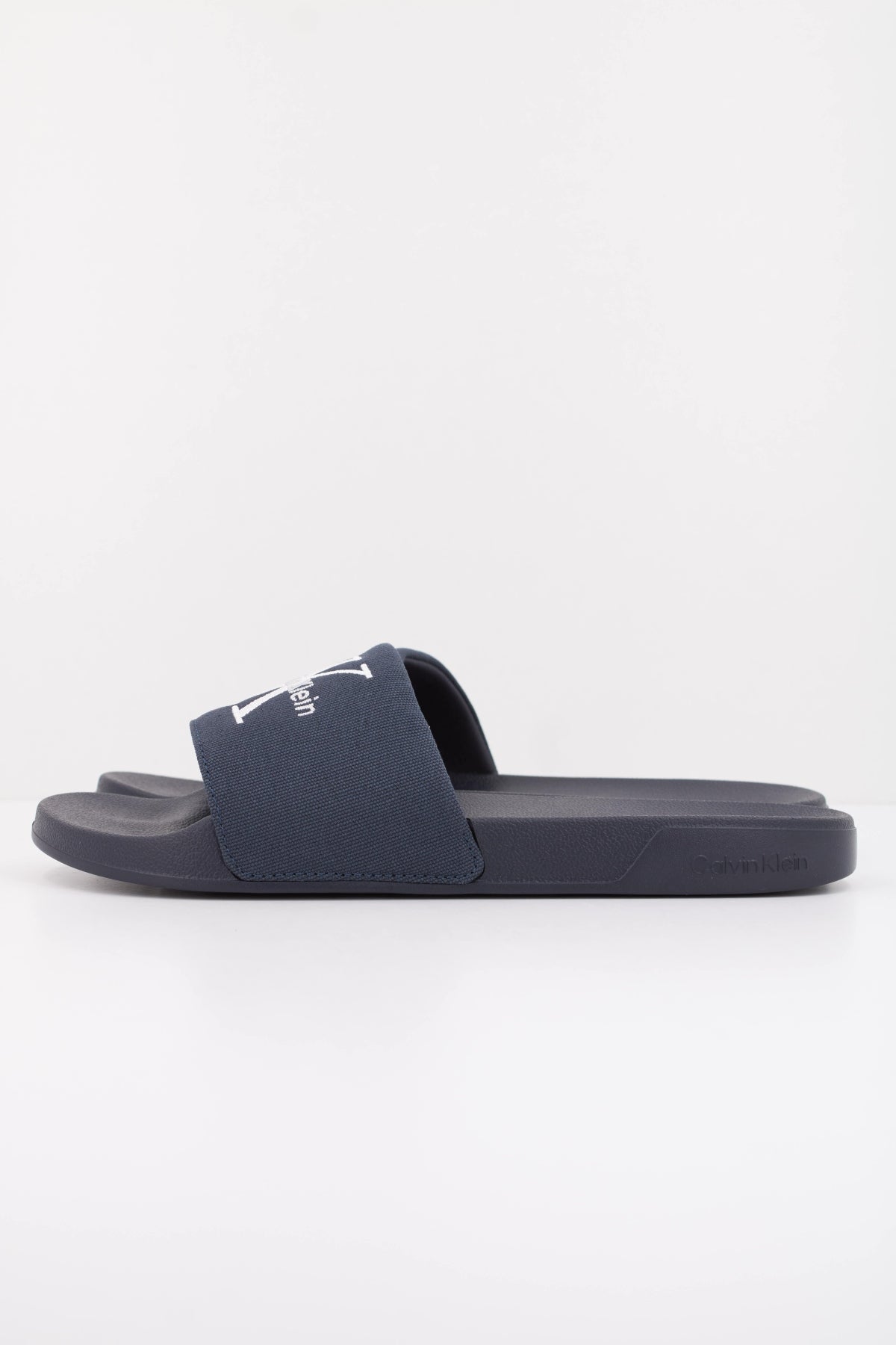CALVIN KLEIN ESS SLIDE CV en color AZUL (1)