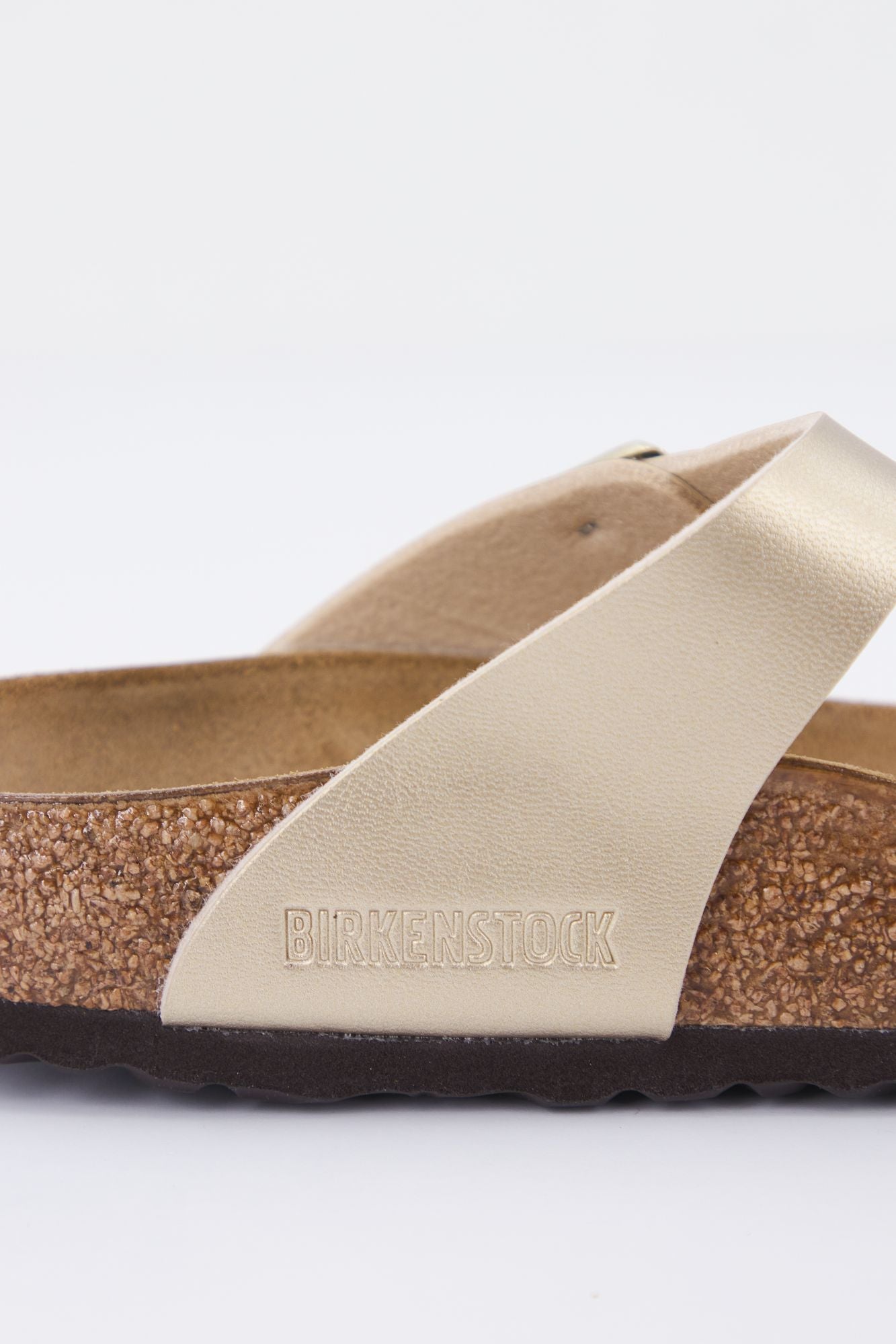 BIRKENSTOCK GIZEH BF en color ORO (4)