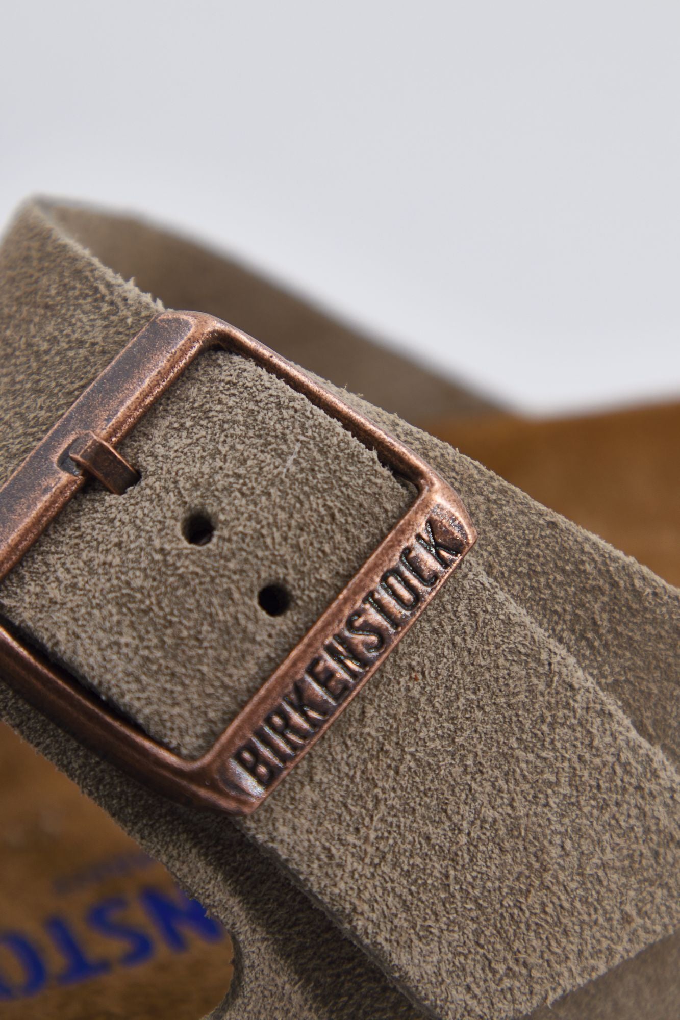 BIRKENSTOCK ARIZONA en color BEIS (4)