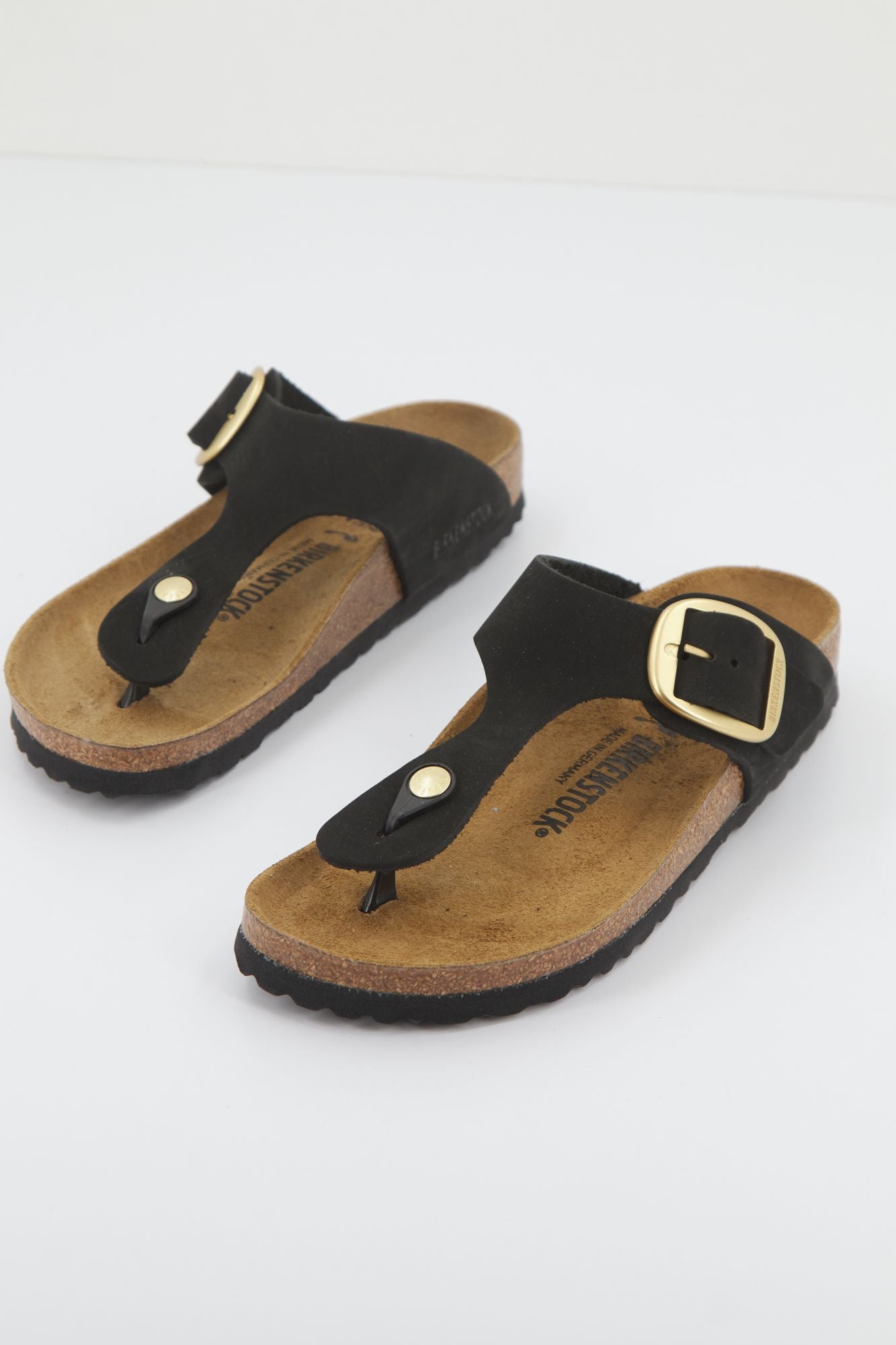 BIRKENSTOCK GIZEH BIG BUCKLE en color NEGRO (1)