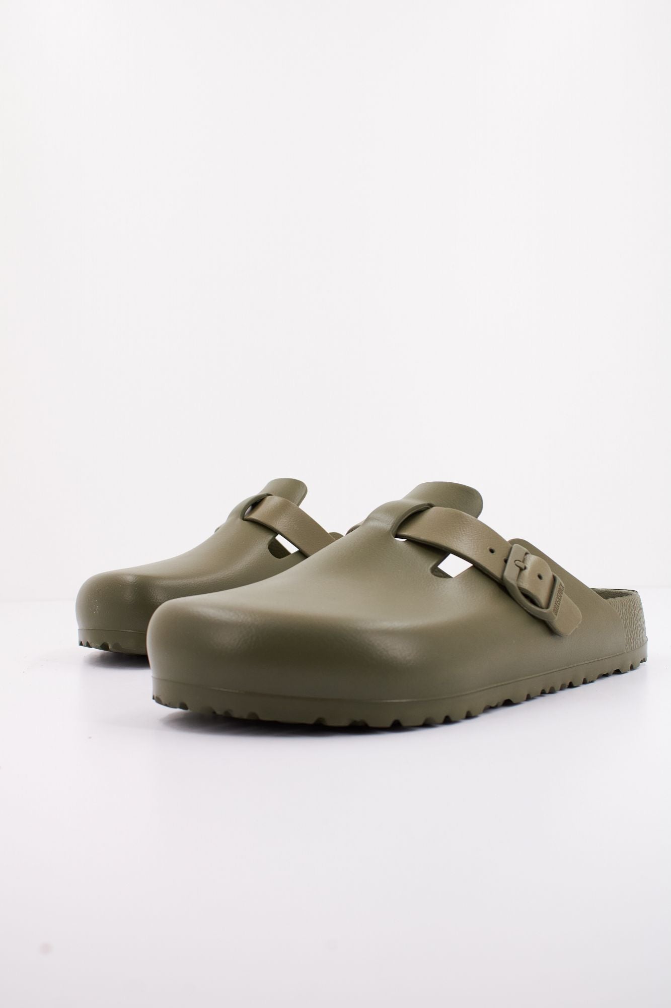 BIRKENSTOCK BOSTON EVA en color VERDE (2)
