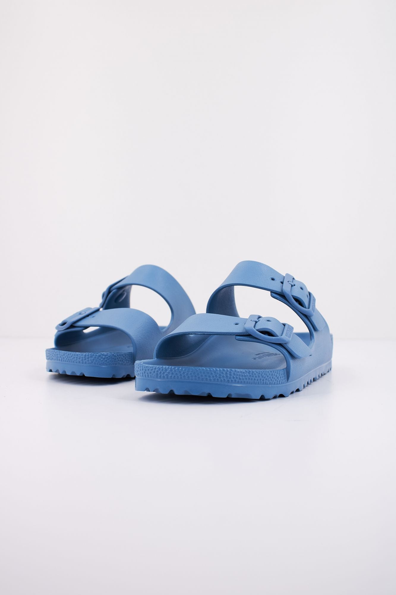 BIRKENSTOCK ARIZONA ESSENTIALS EVA en color AZUL (2)