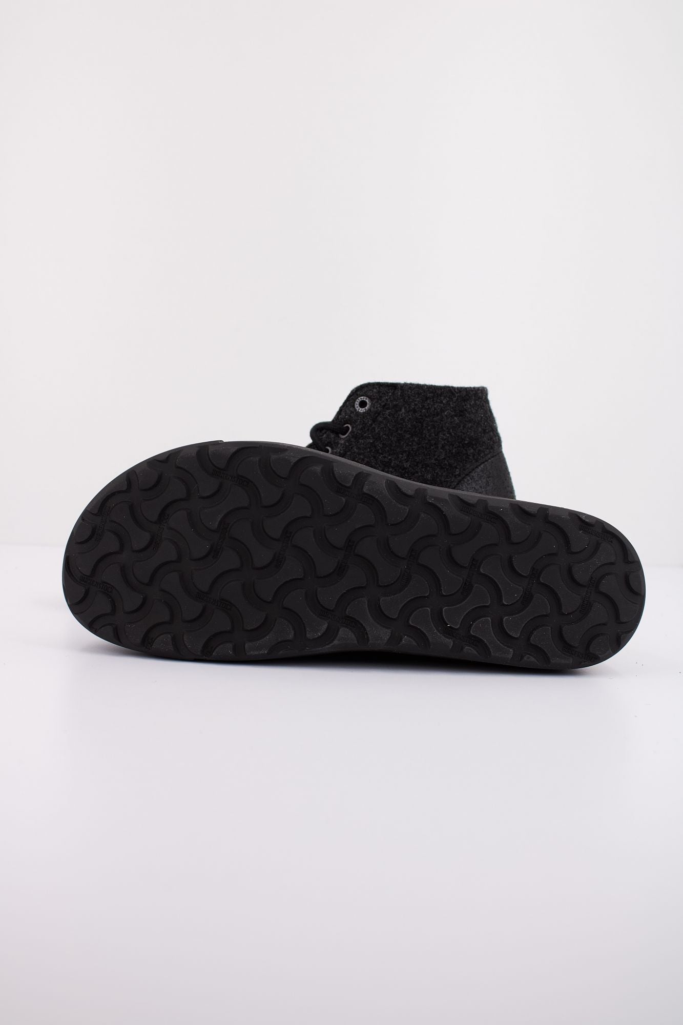 BIRKENSTOCK BEND MID DIP en color NEGRO (5)