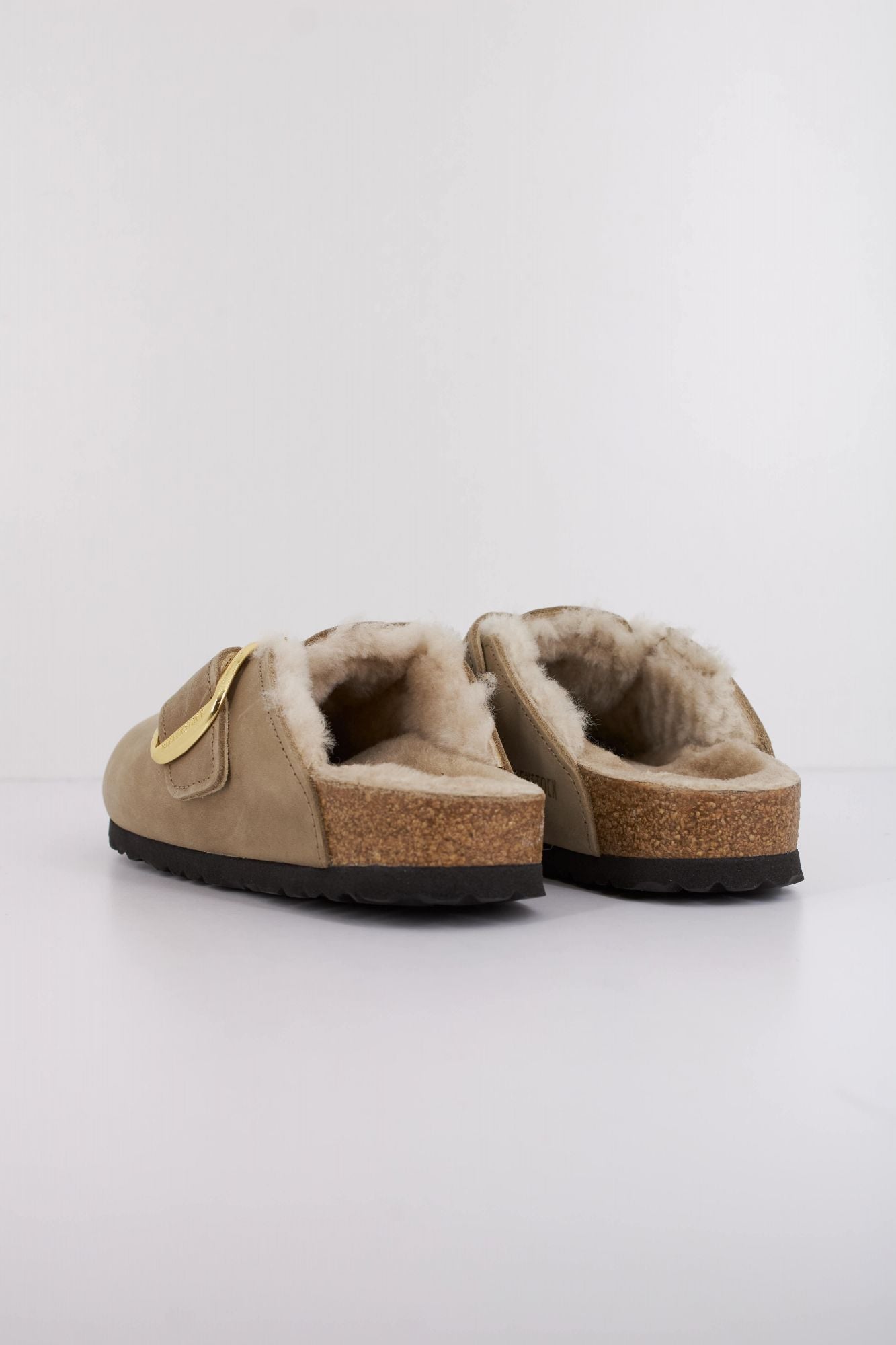 BIRKENSTOCK BOSTON en color BEIS (3)