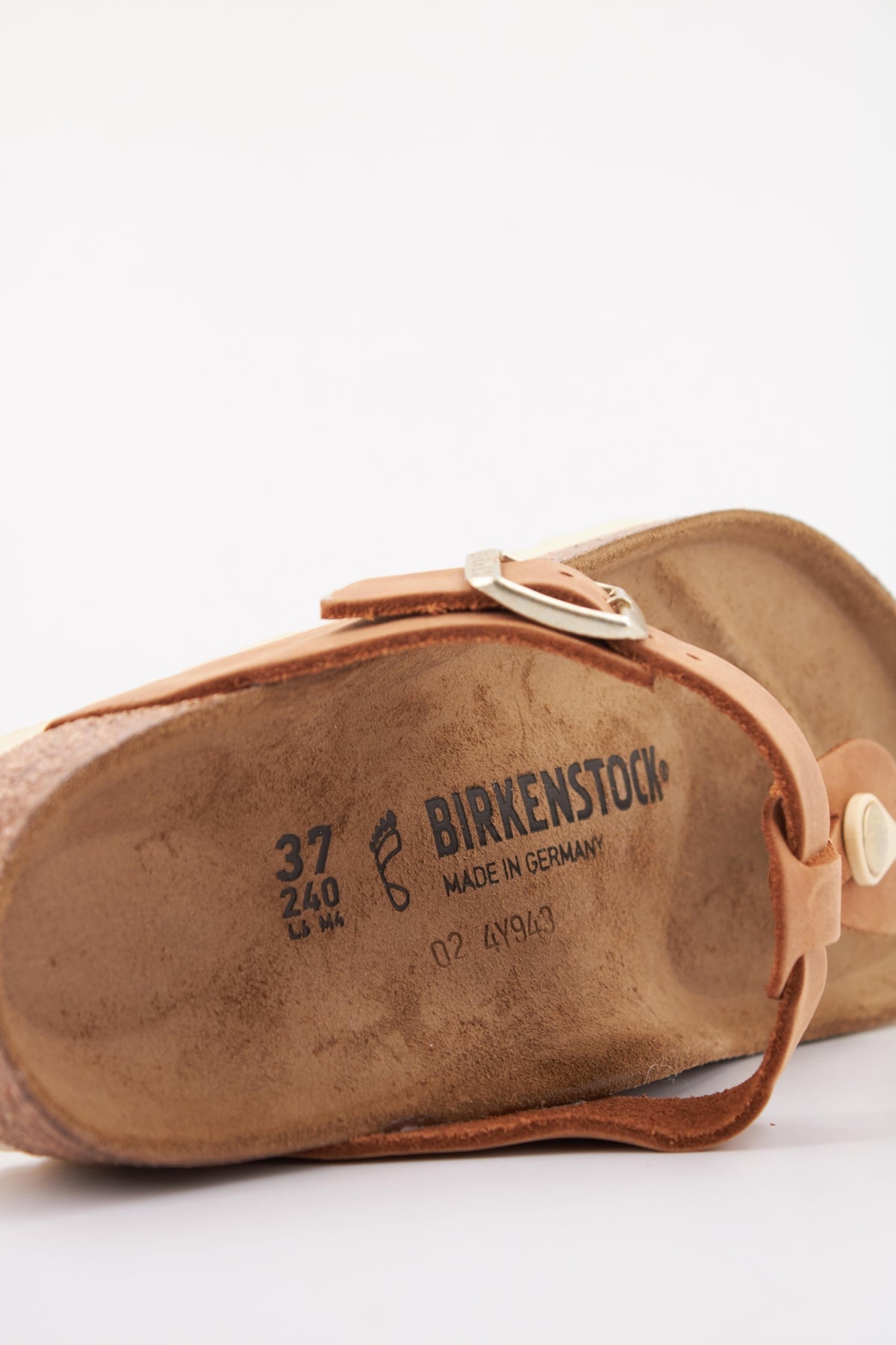 BIRKENSTOCK GIZEH BRAIDED NATURAL LEA en color MARRON CLARO (5)