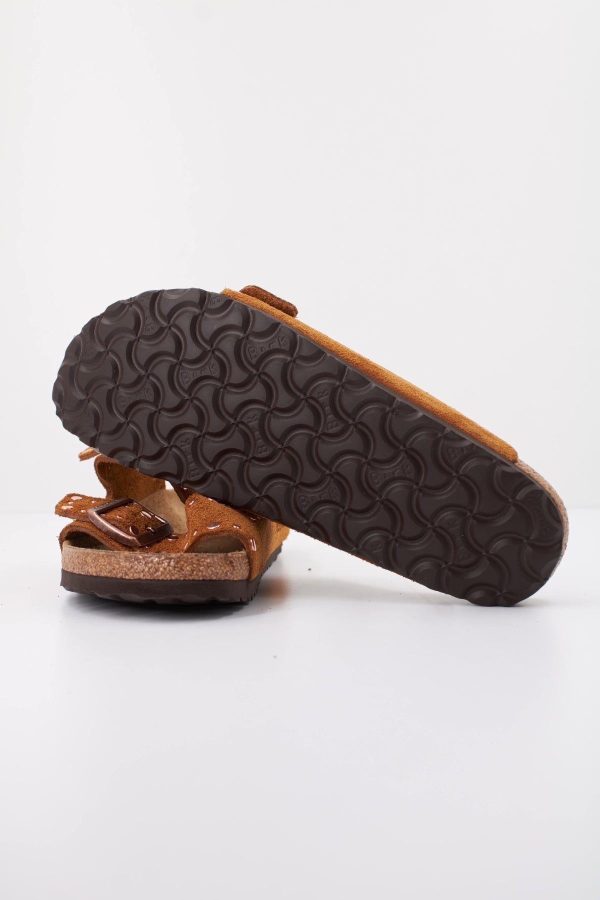 BIRKENSTOCK ARIZONA RIVET SUEDE LEATHER en color MARRON (5)