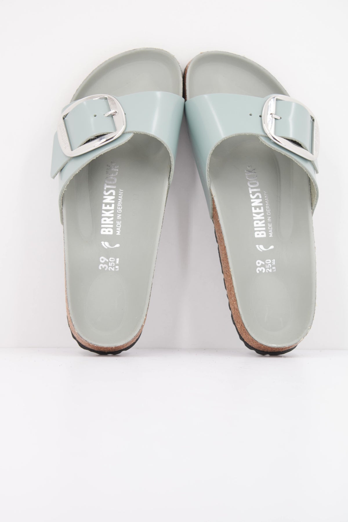 BIRKENSTOCK MADRID BIG BUCKLE NATURAL en color VERDE (3)