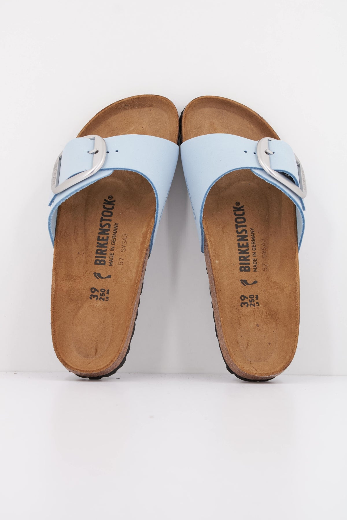 BIRKENSTOCK MADRID BIG BUCKLE NUBUCK en color AZUL (3)