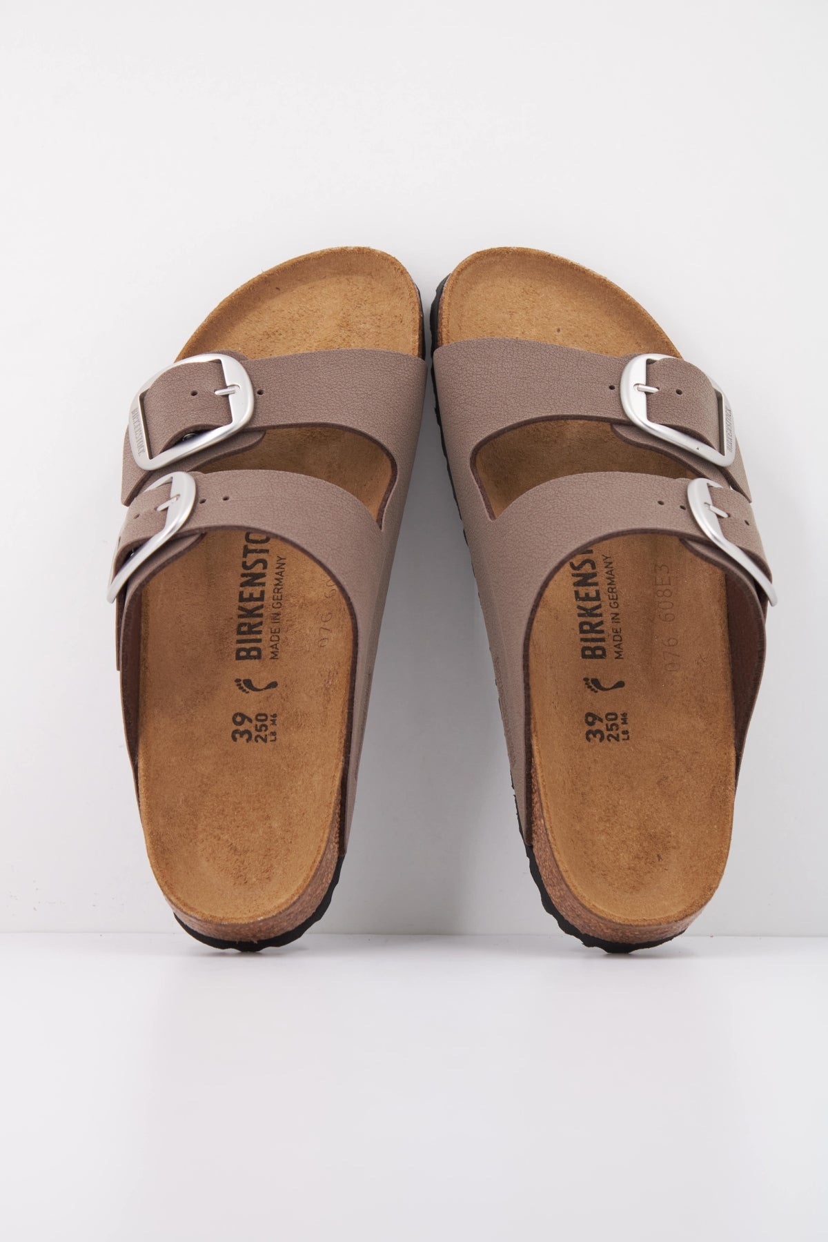 BIRKENSTOCK ARIZONA BIG BUCKLE en color MARRON (3)