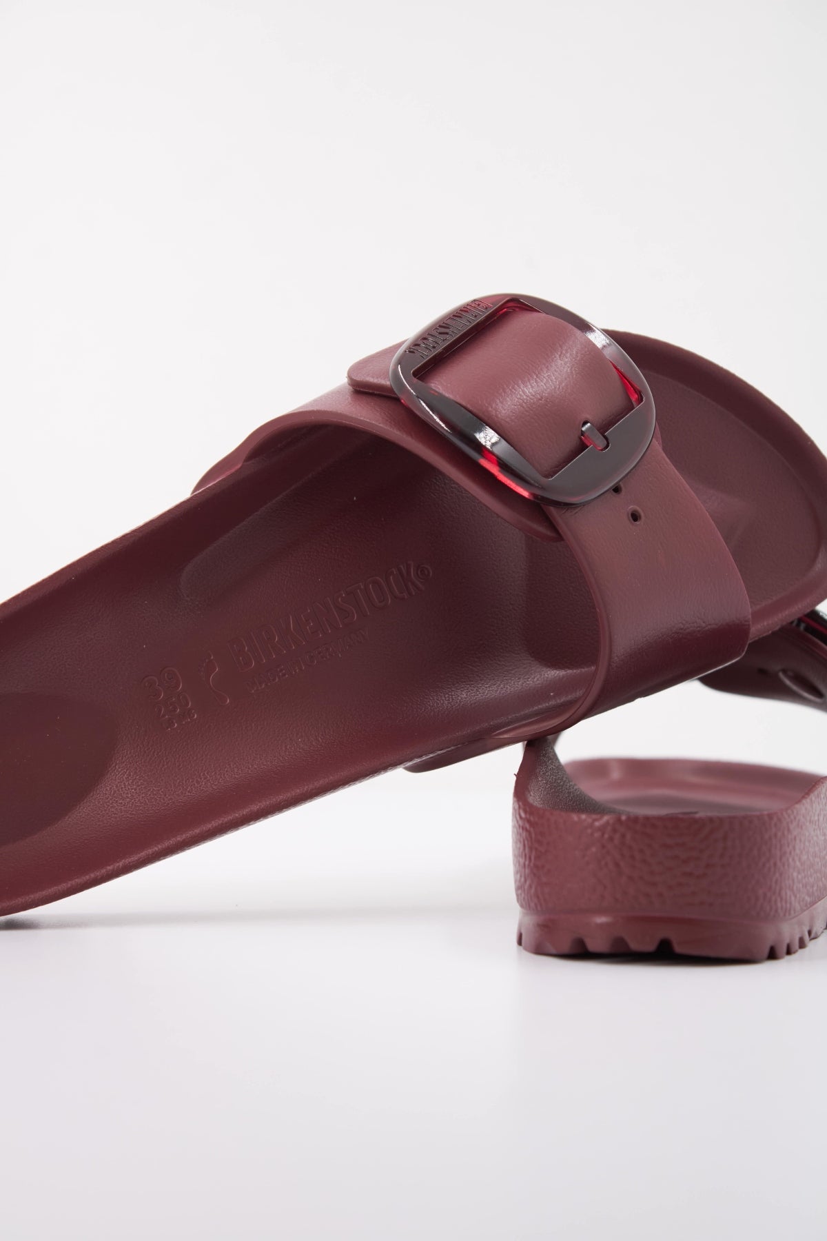BIRKENSTOCK 1033116BI en color BURDEOS (5)