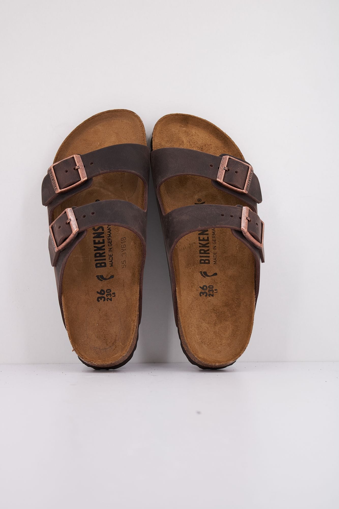 BIRKENSTOCK Arizona NU Oiled en color MARRON (3)