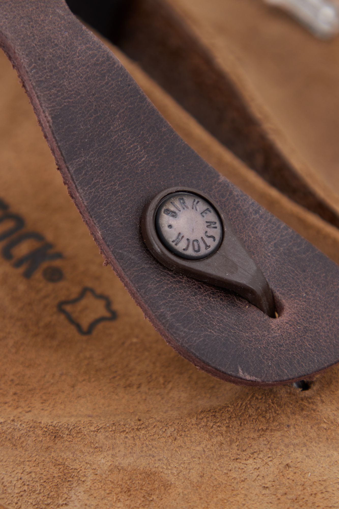BIRKENSTOCK Gizeh NU Oiled en color MARRON (2)