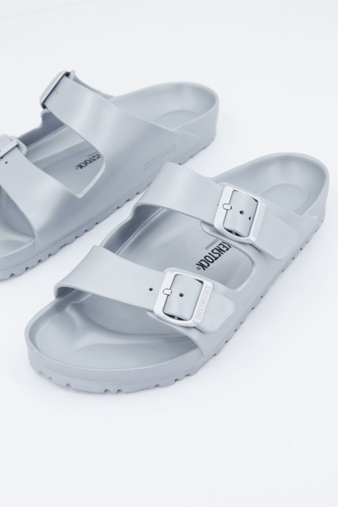 BIRKENSTOCK ARIZONA EVA en color GRIS (1)