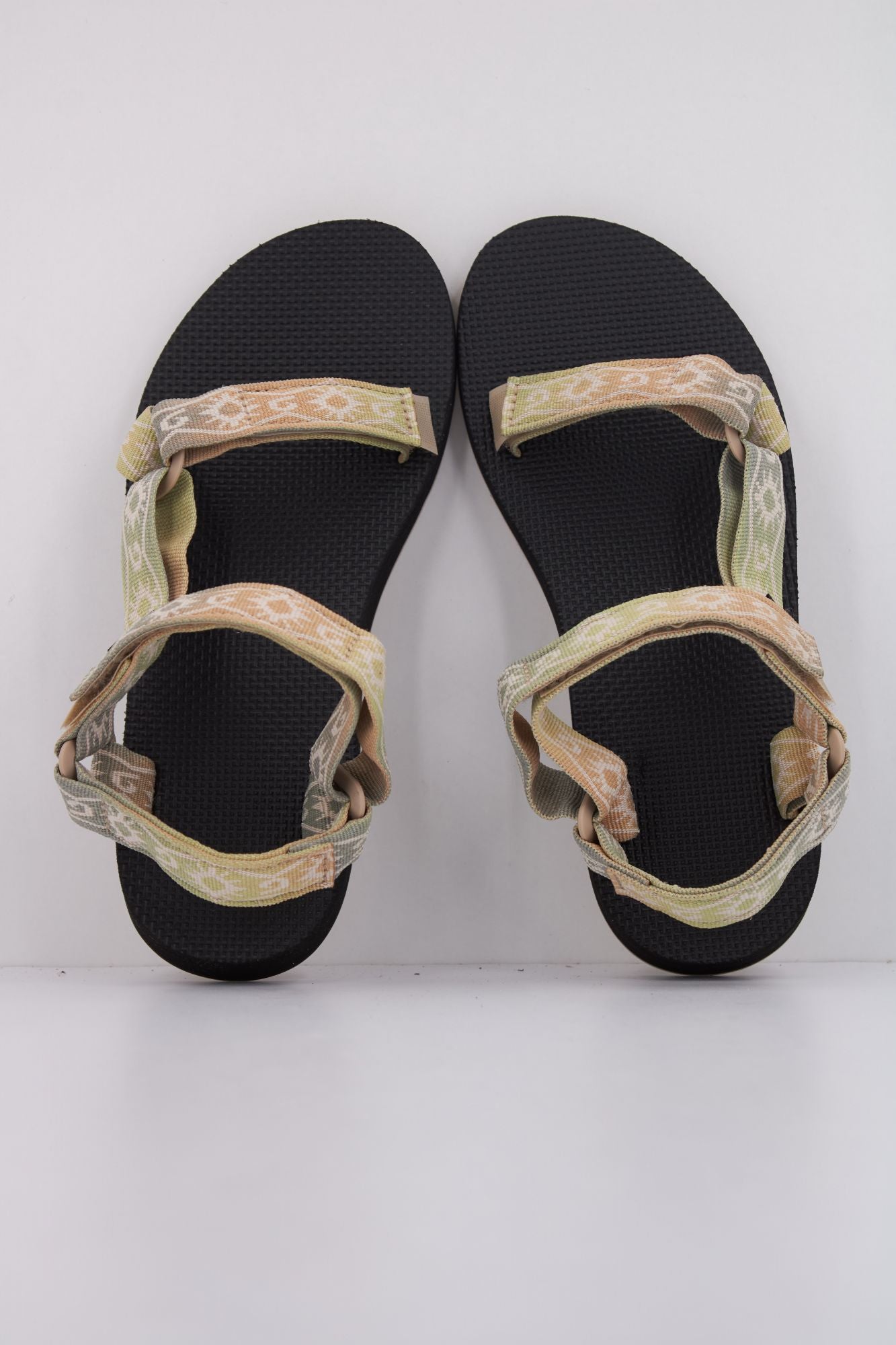 TEVA ORIGINAL UNIVERSAL SUNSCA en color VERDE (3)
