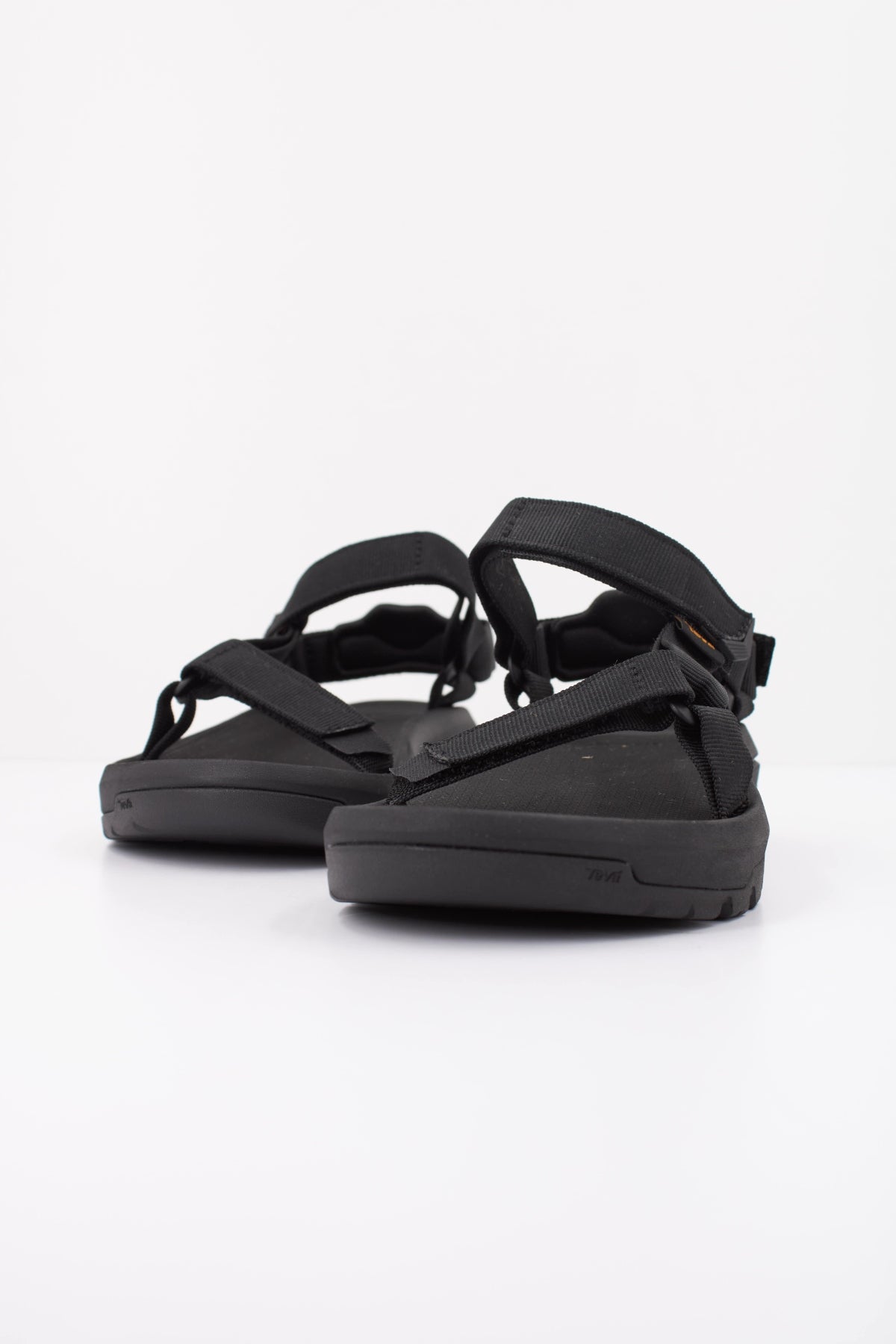 TEVA W HURRICANE XLT8 en color NEGRO (2)