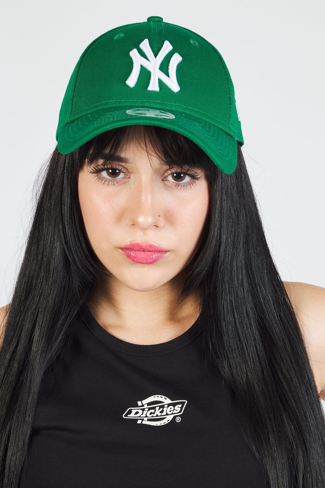 NEW ERA LEAGUE ESS 9FORTY NEY en color VERDE (2)