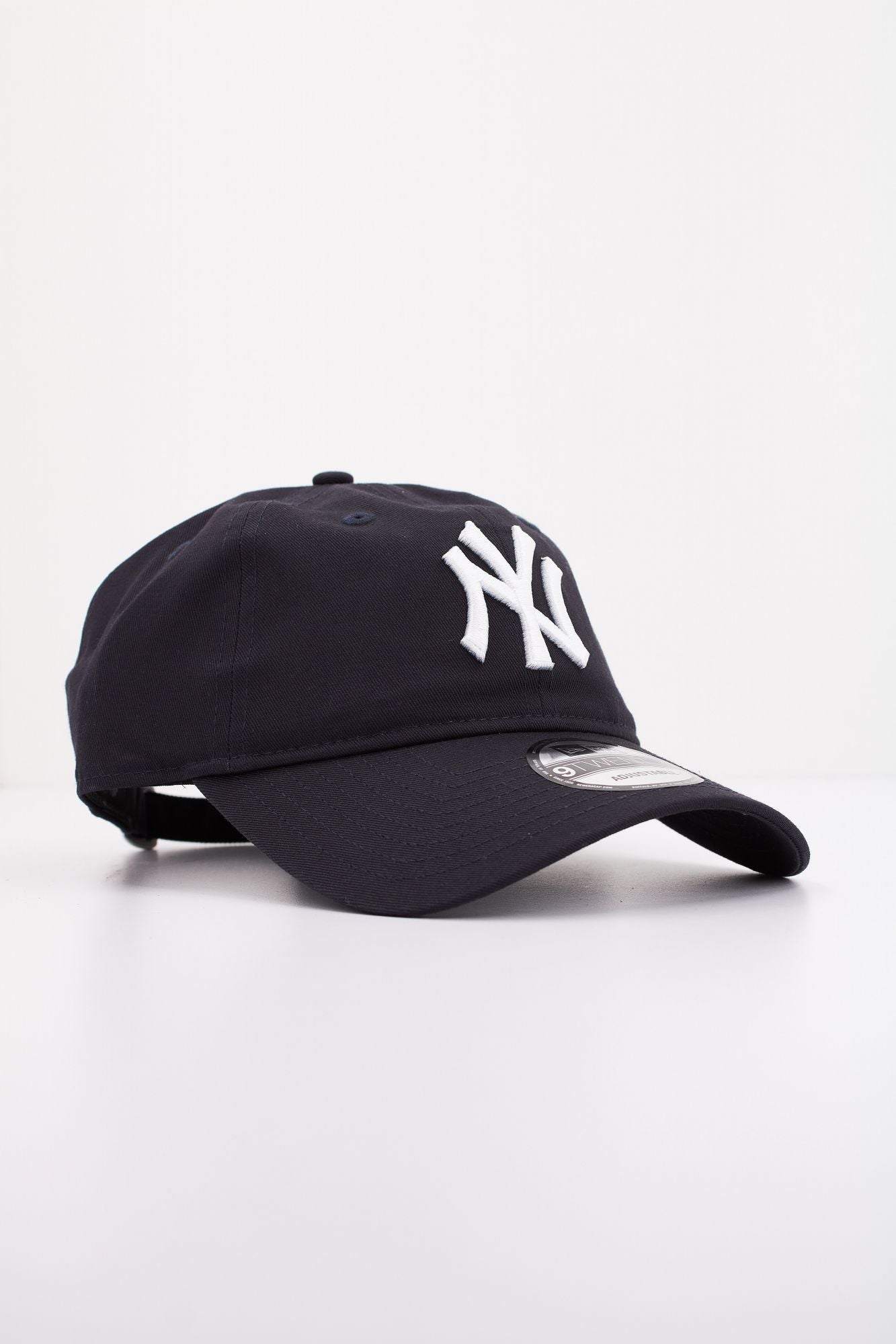 NEW ERA LEAGUE ESS 9TWENTY en color AZUL (2)
