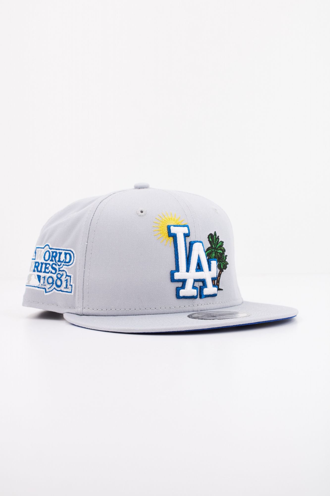 NEW ERA LOS ANGELES DODGERS en color GRIS (2)