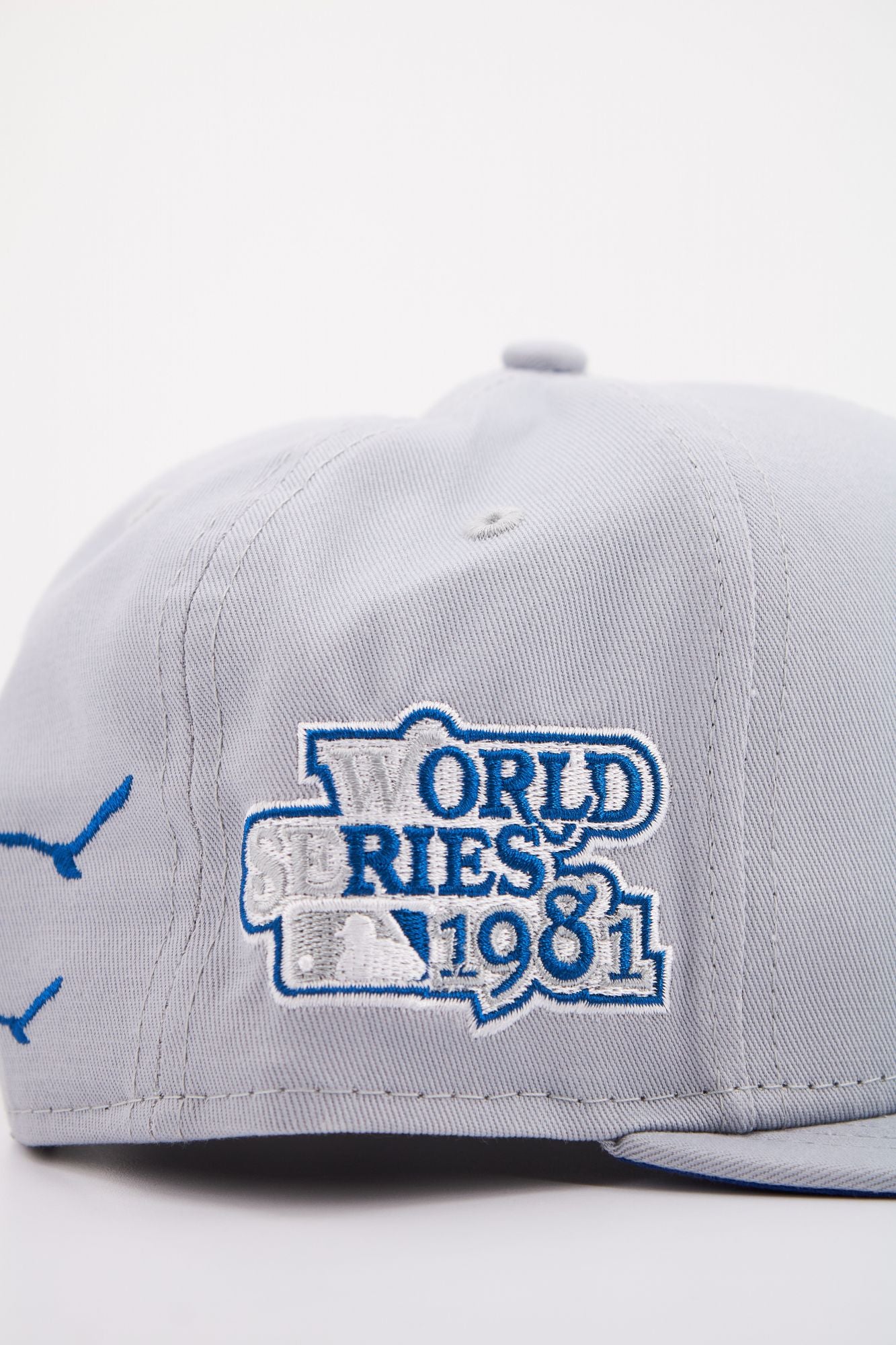 NEW ERA LOS ANGELES DODGERS en color GRIS (4)