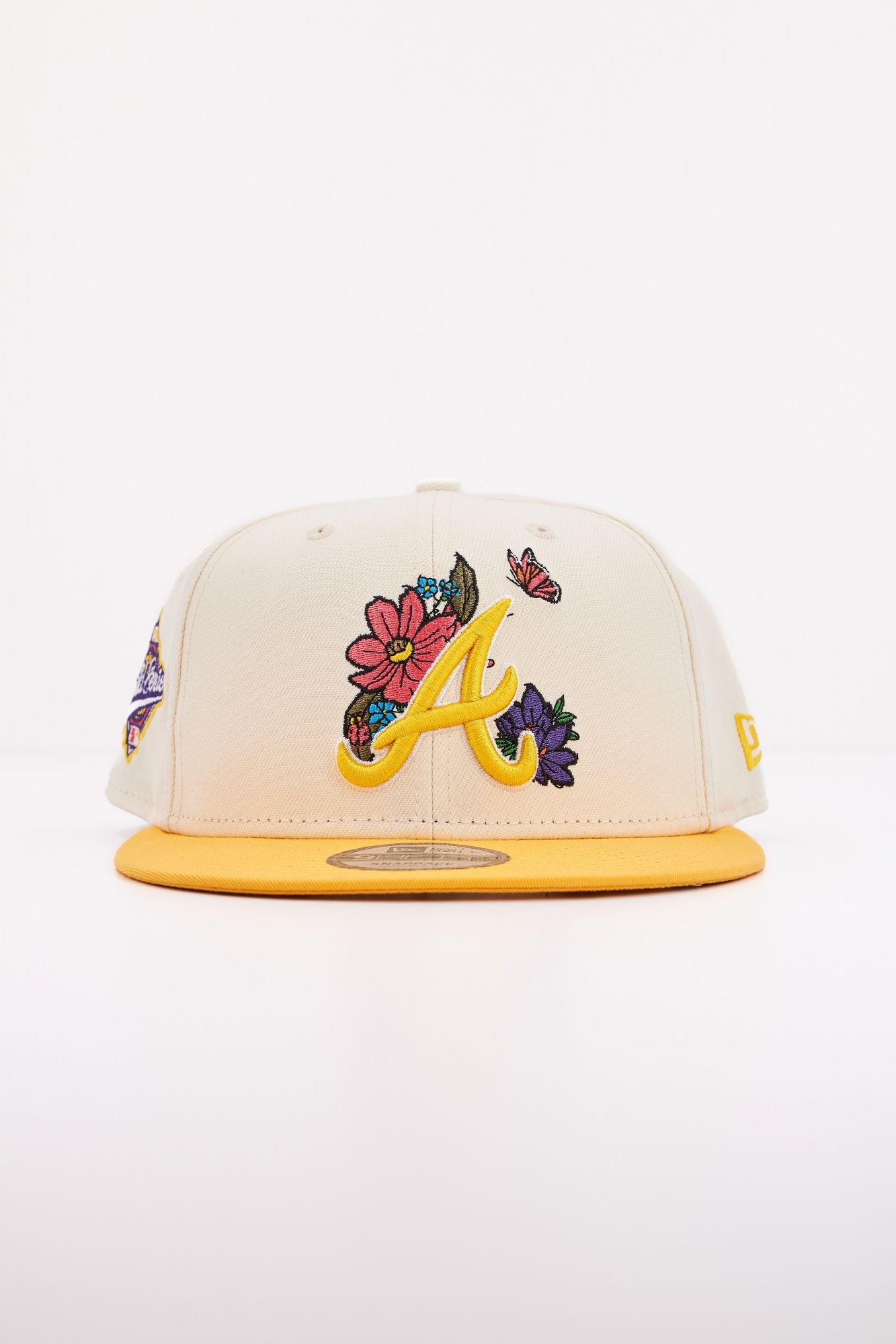 NEW ERA MLB FLORAL 9FIFTY ATLBRA en color BEIS (1)