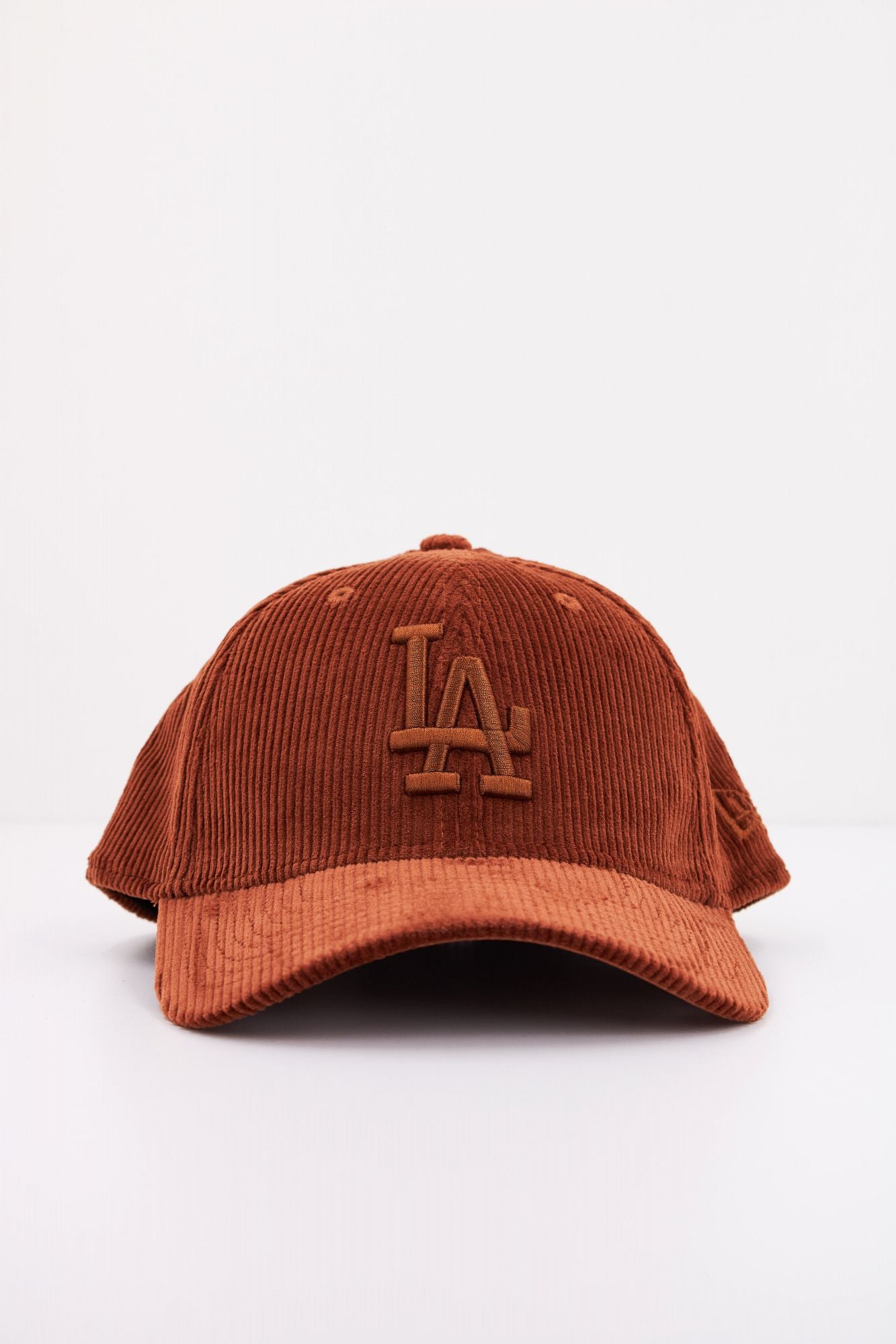 NEW ERA LOS ANGELES DODGERS EBR en color MARRON (1)