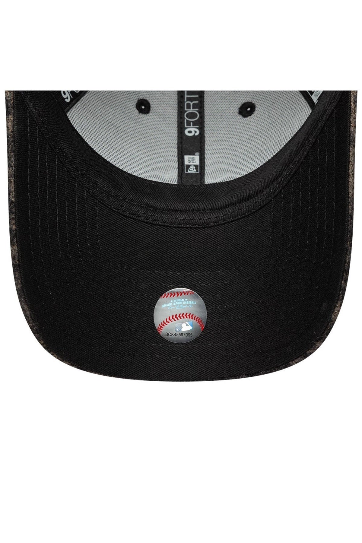 NEW ERA WMNS COSY LEOPARD 9FORTY LOSDOD en color ANIMAL PRINT (4)