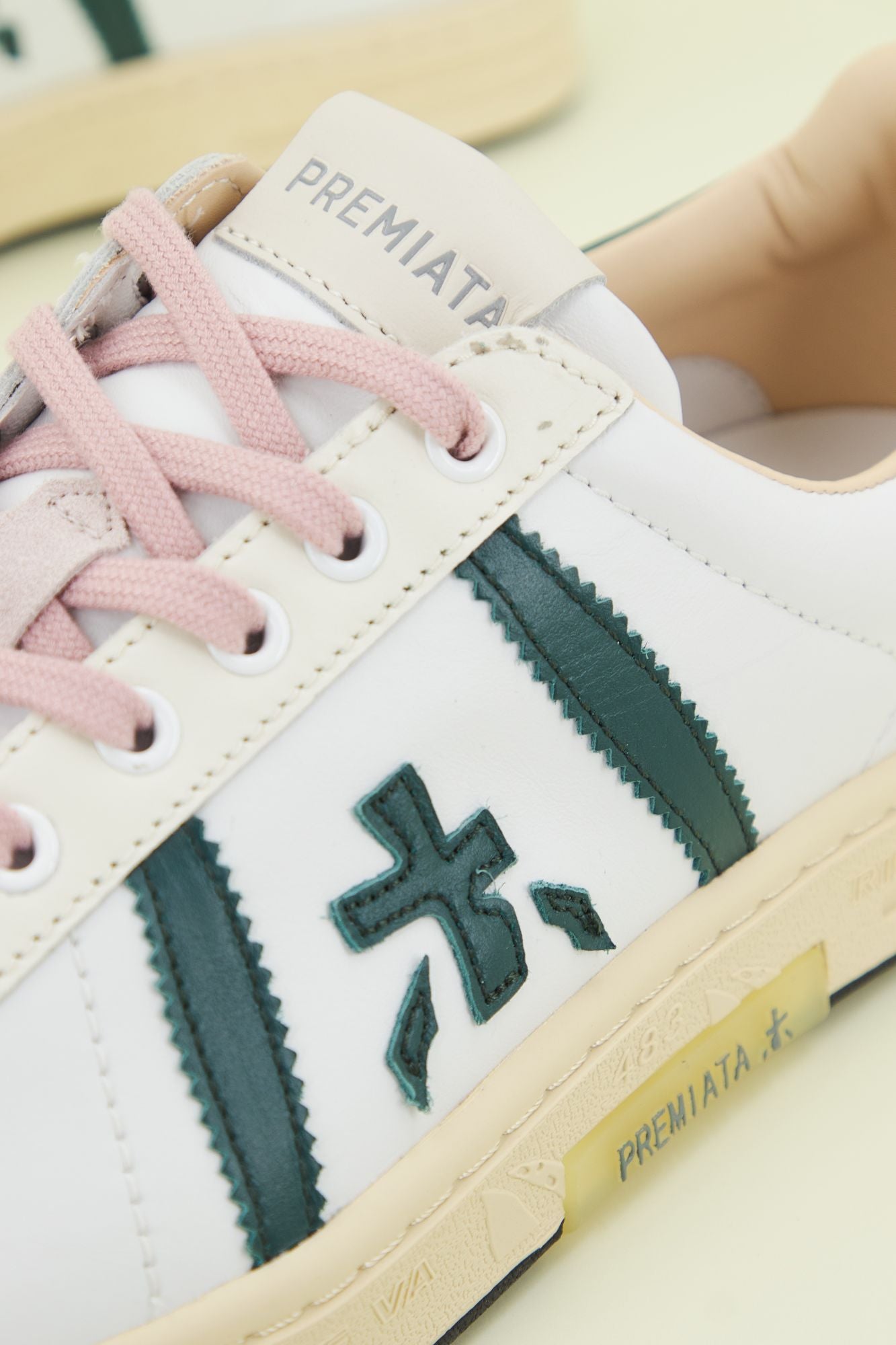 PREMIATA RUSSELL 6265 en color BLANCO (4)