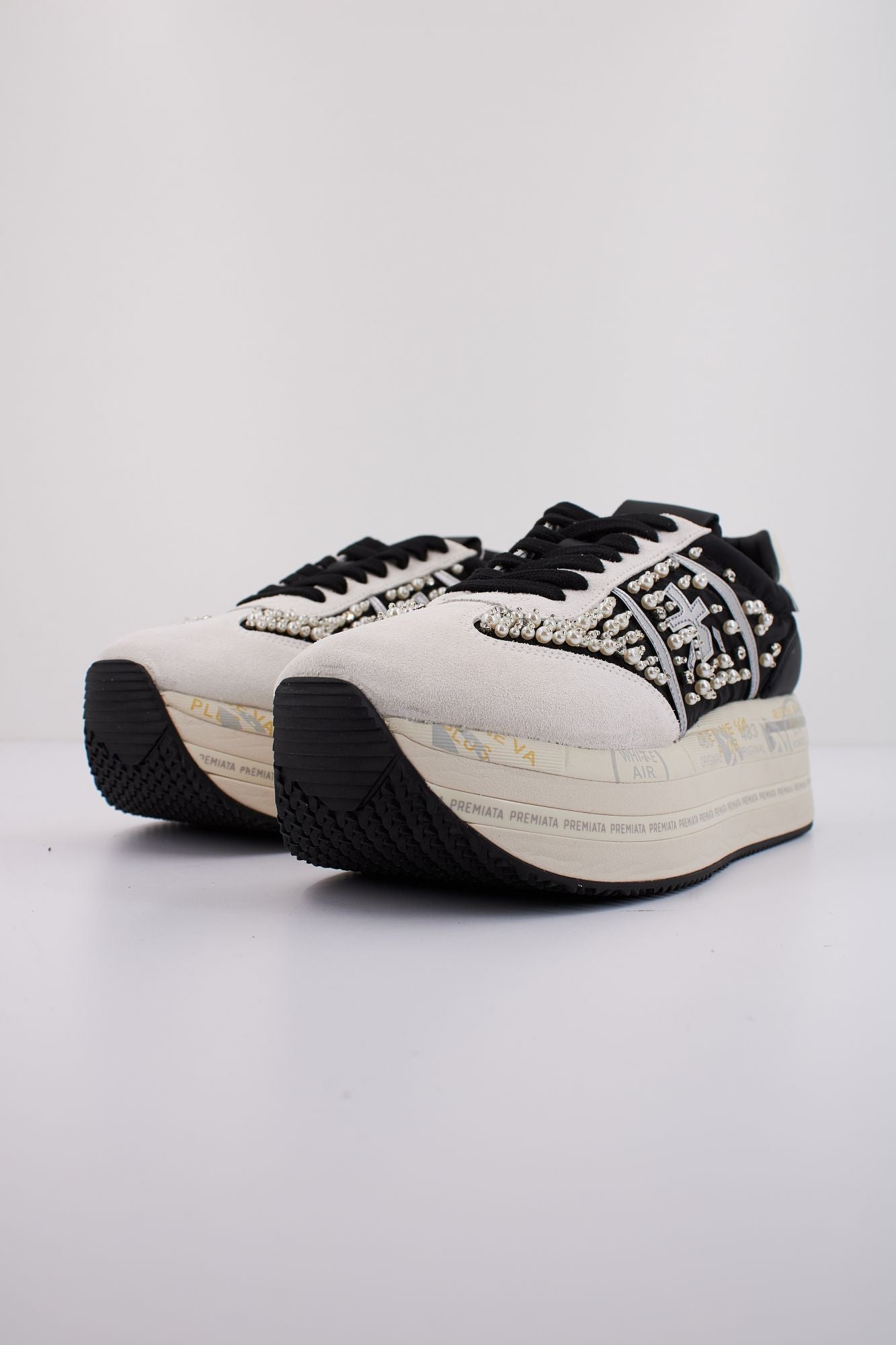PREMIATA BETH 6752 en color BLANCO (2)