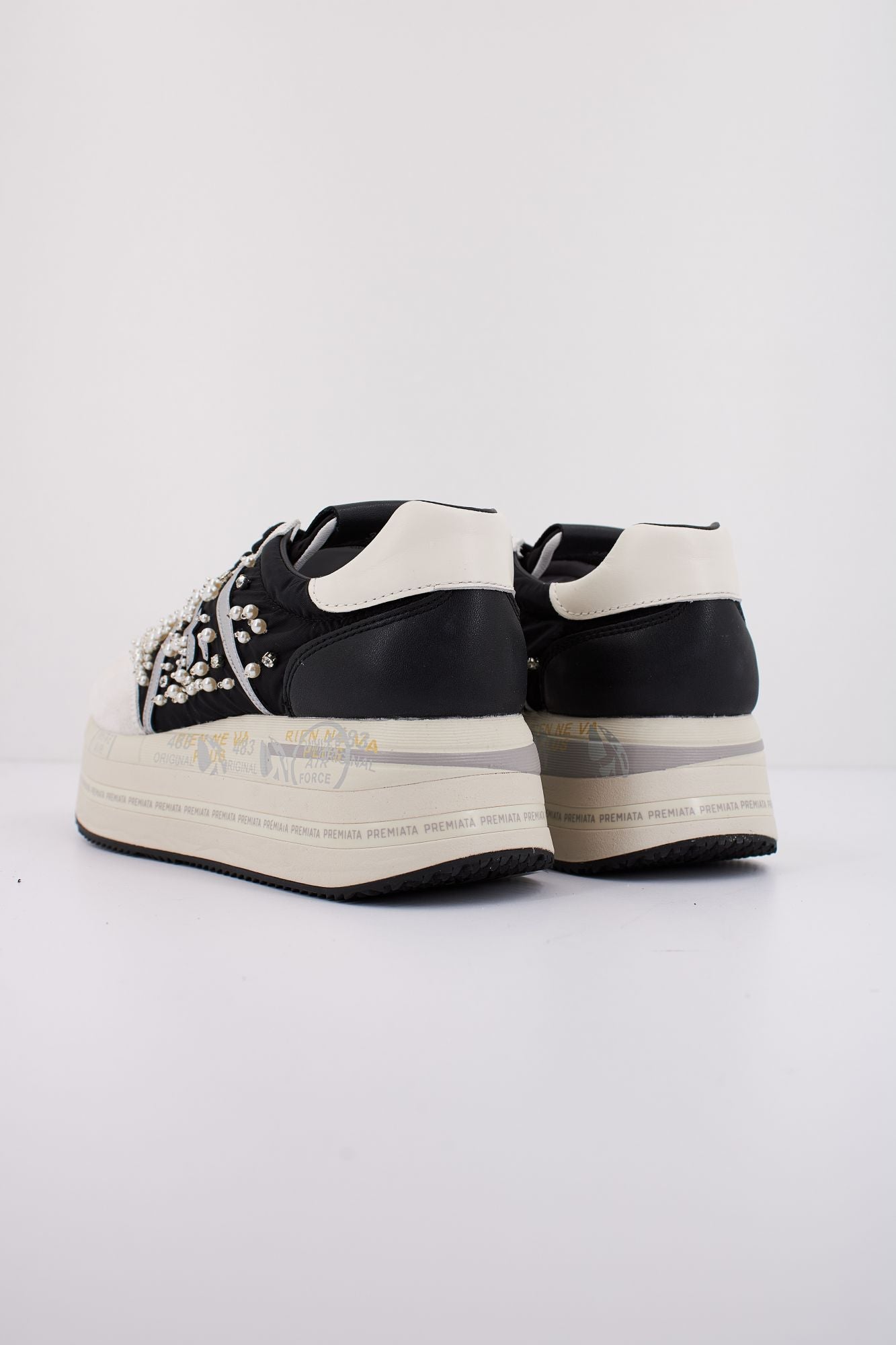 PREMIATA BETH 6752 en color BLANCO (3)