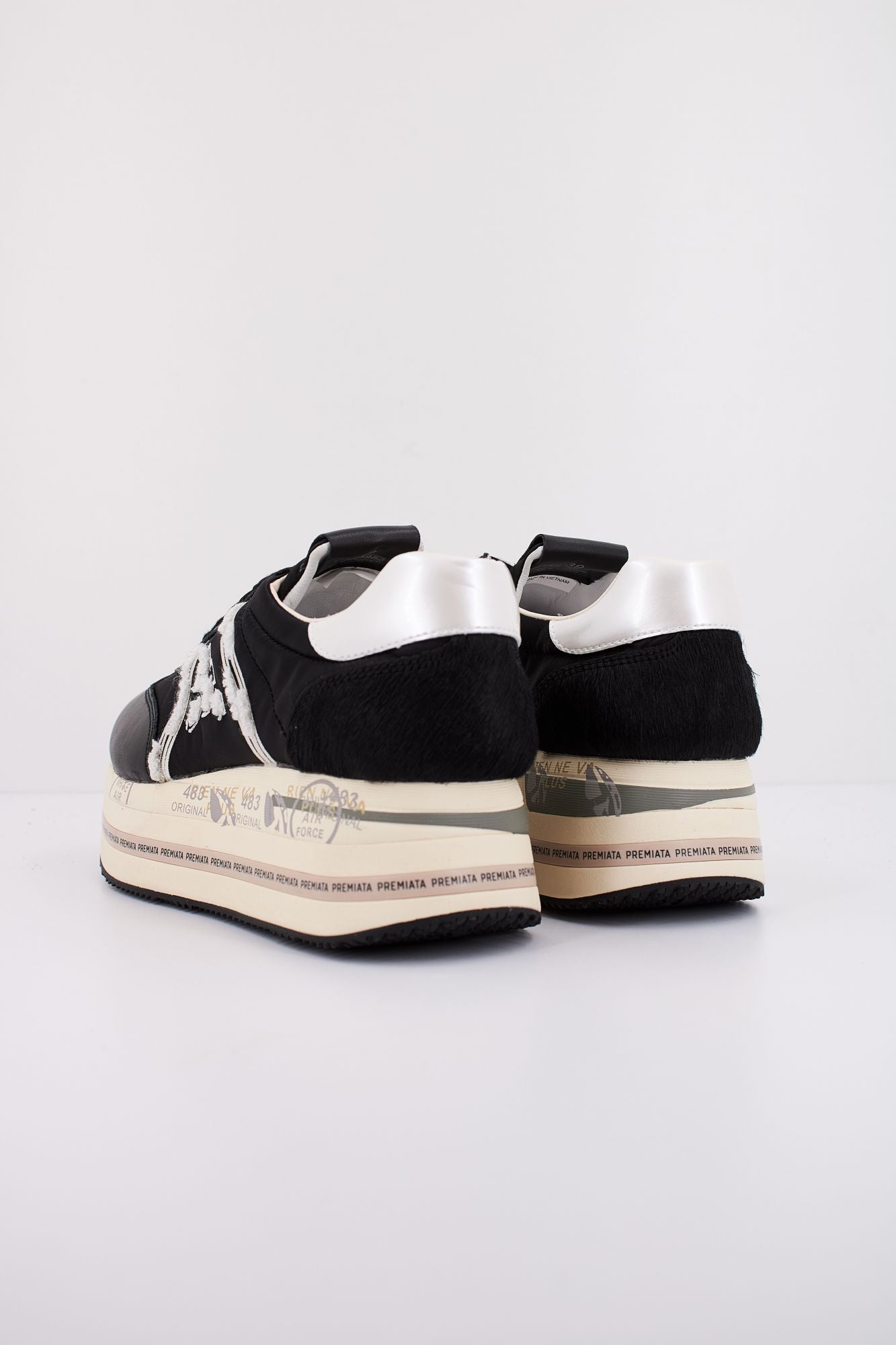 PREMIATA BETH 6953 en color NEGRO (4)