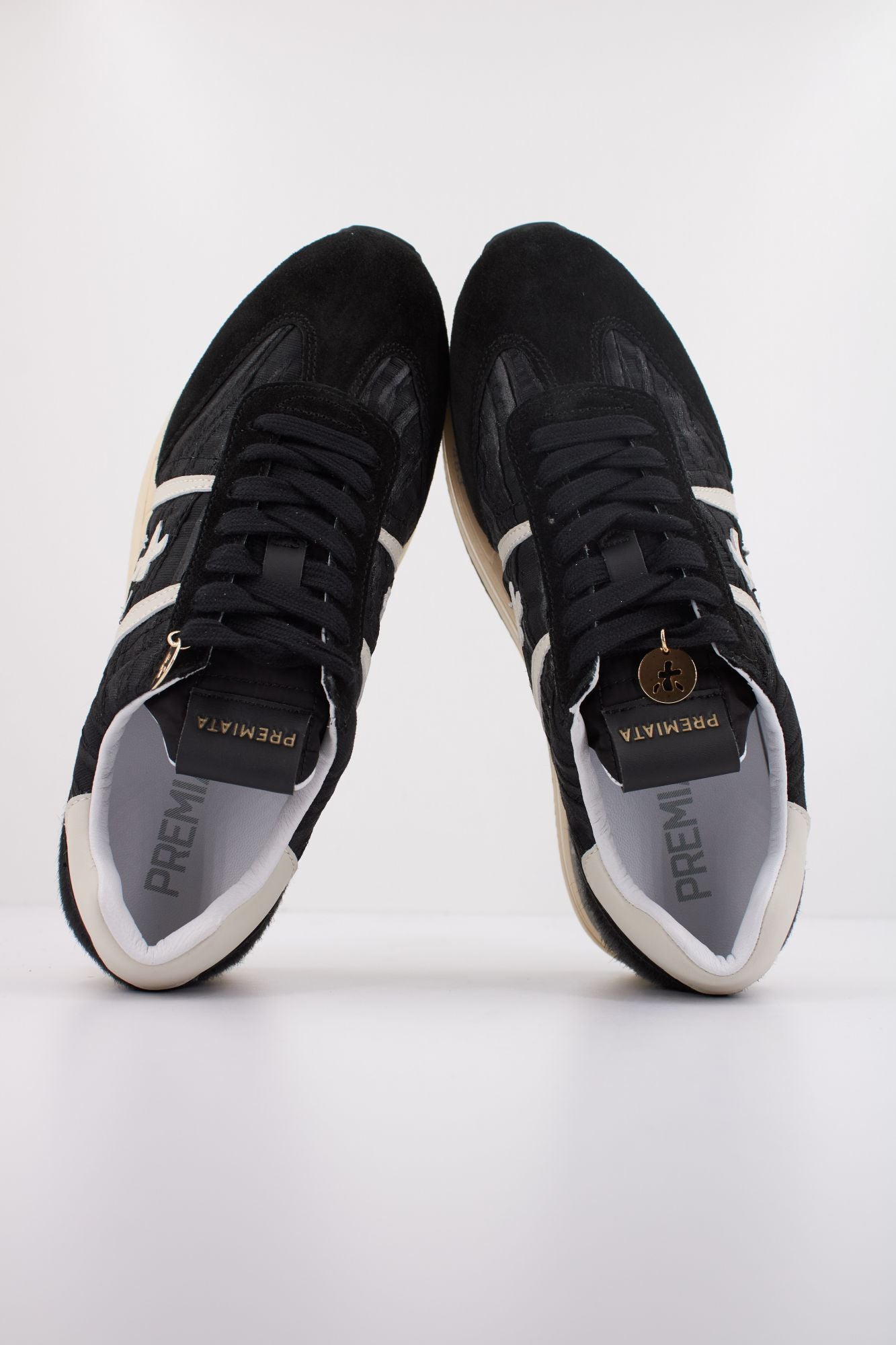 PREMIATA BETH 7740 en color NEGRO (3)