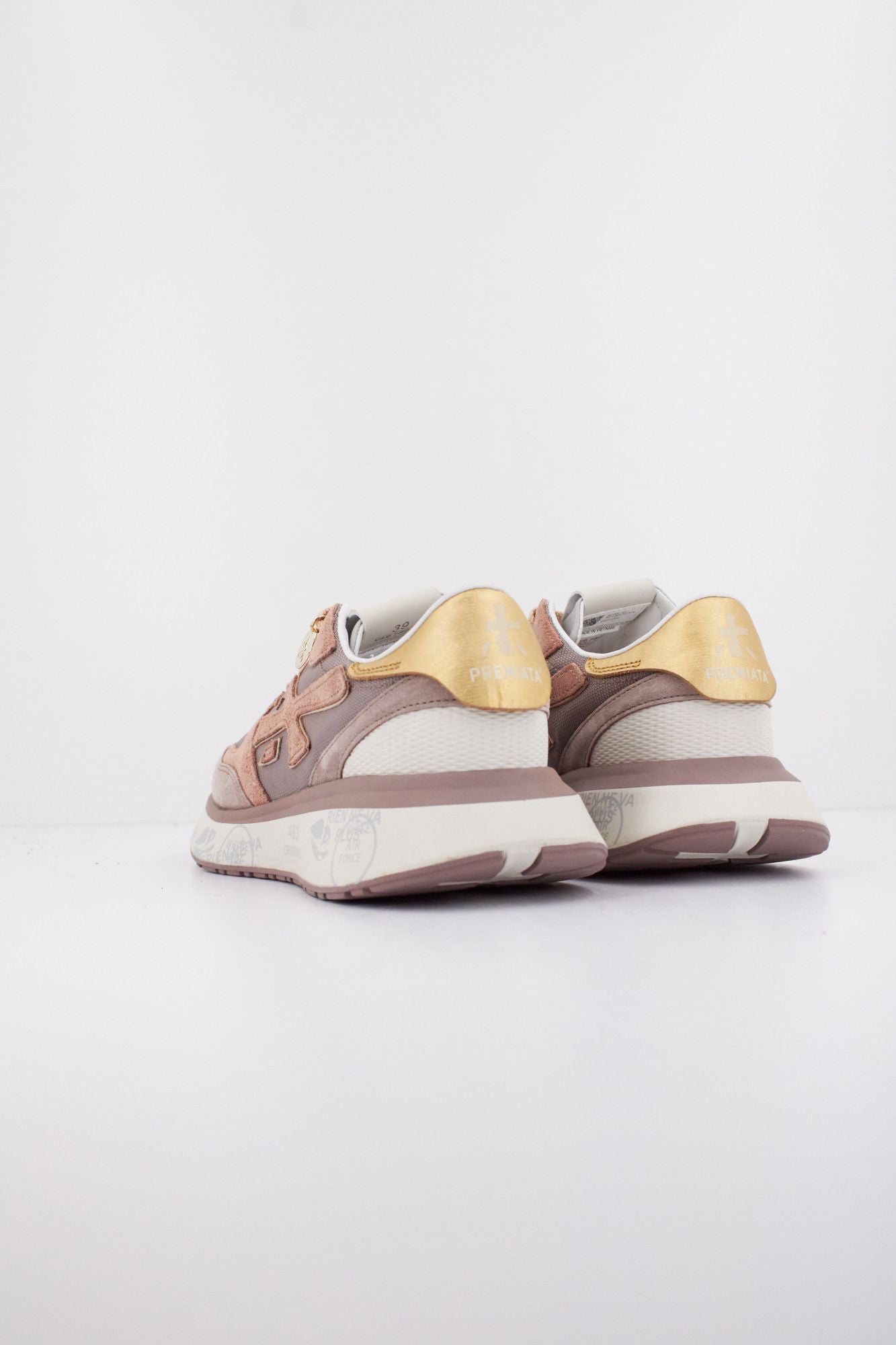 PREMIATA LAURYN 7801 en color ROSA (4)