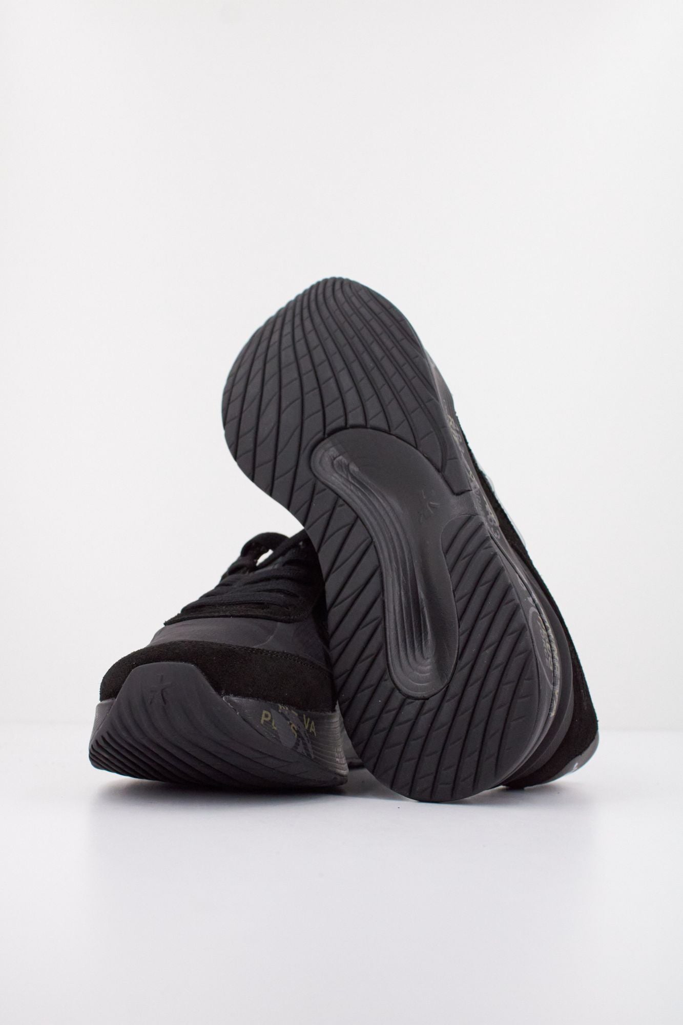 PREMIATA MOERUND 7795 en color NEGRO (5)