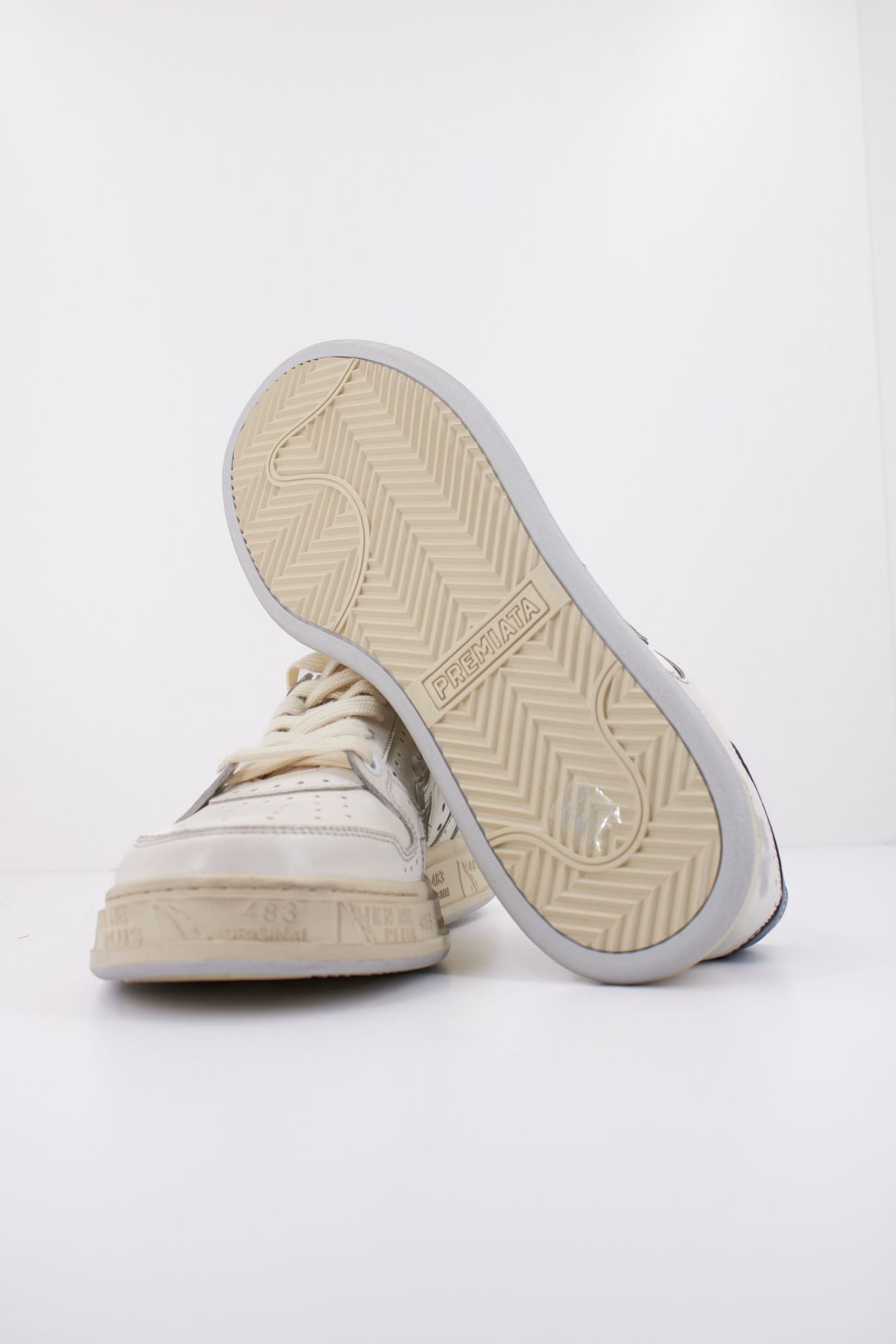 PREMIATA QUINN 7875 en color BLANCO (5)