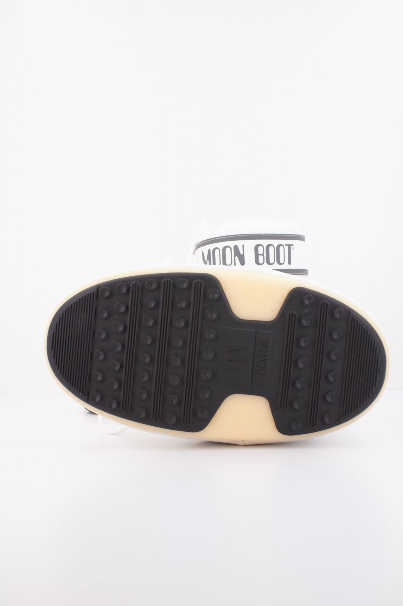 MOON BOOT ICON LOW NYL en color BLANCO (5)